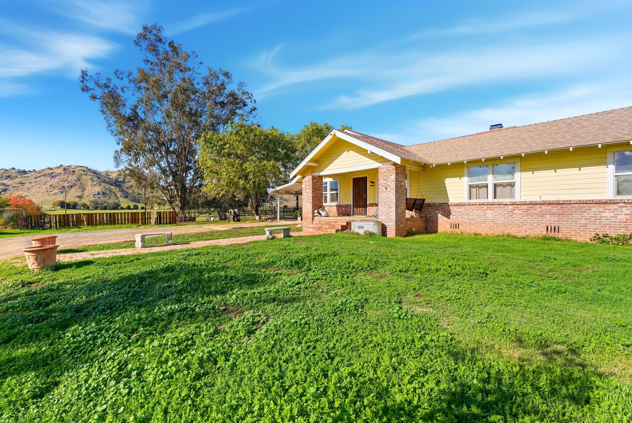 37801 Rd 200, Woodlake, CA 93286