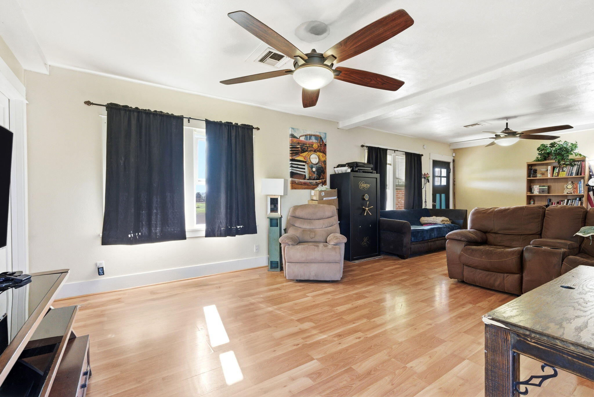 37801 Rd 200, Woodlake, CA 93286