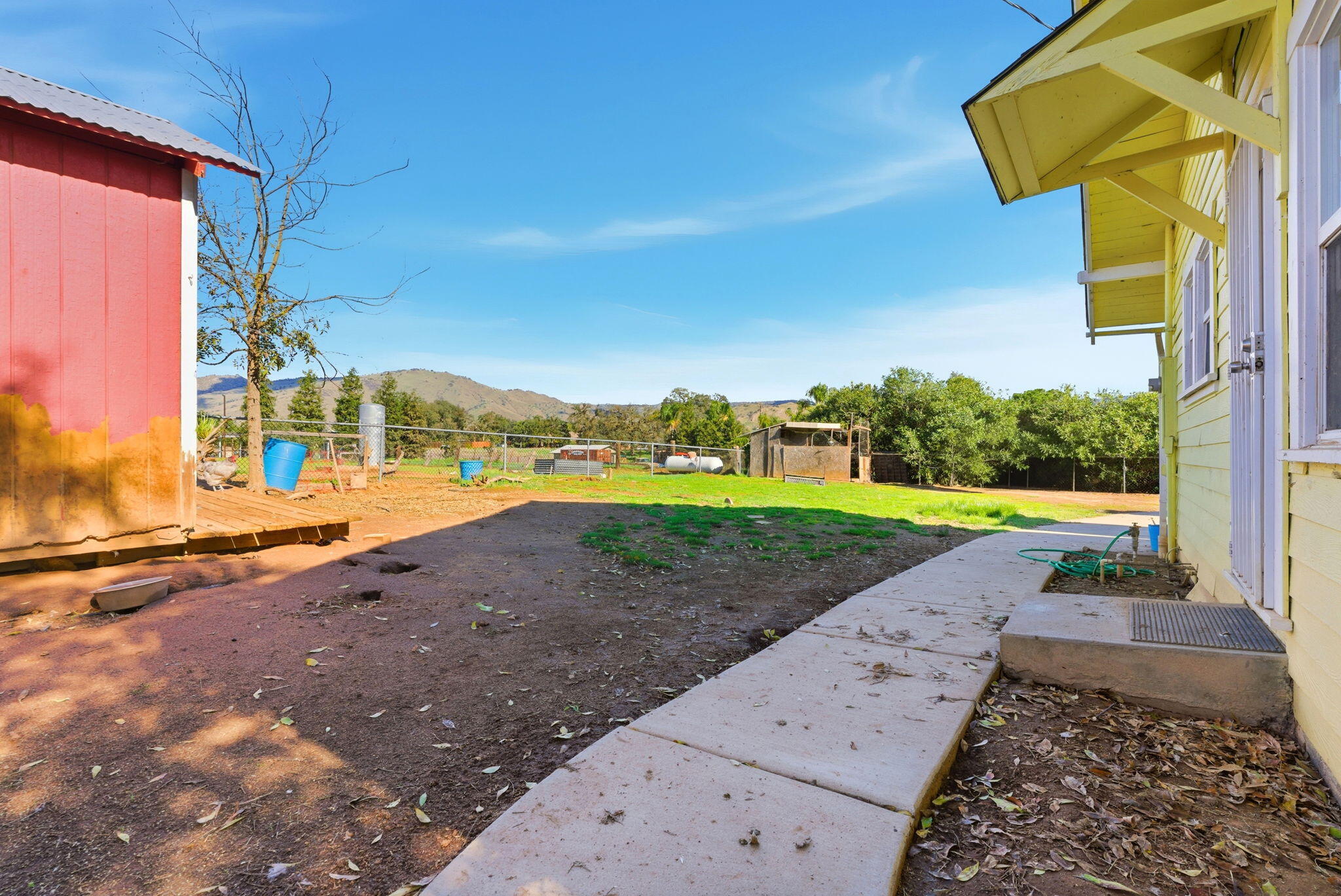 37801 Rd 200, Woodlake, CA 93286