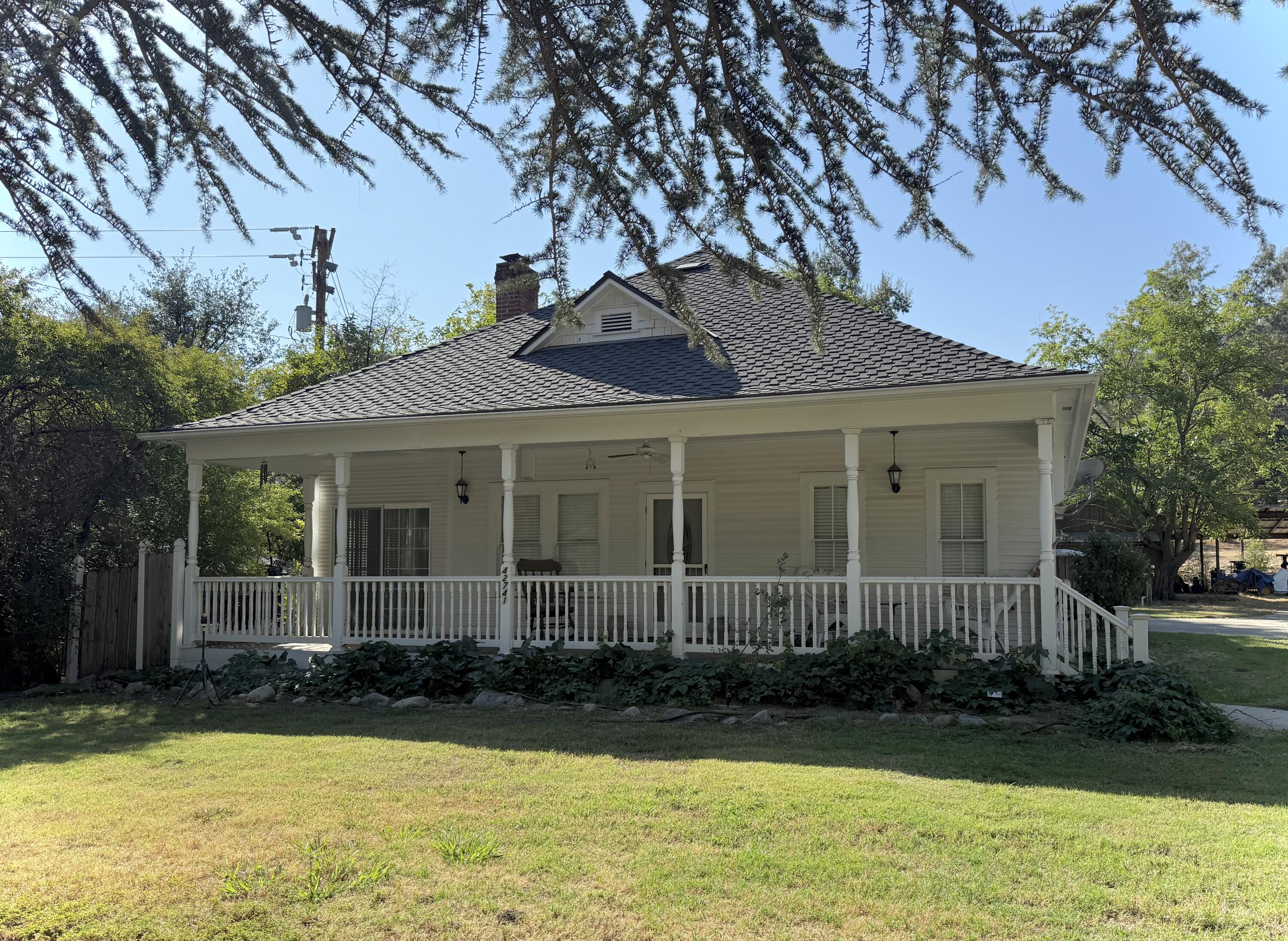 42741 N Fork Dr, Three Rivers, CA 93271