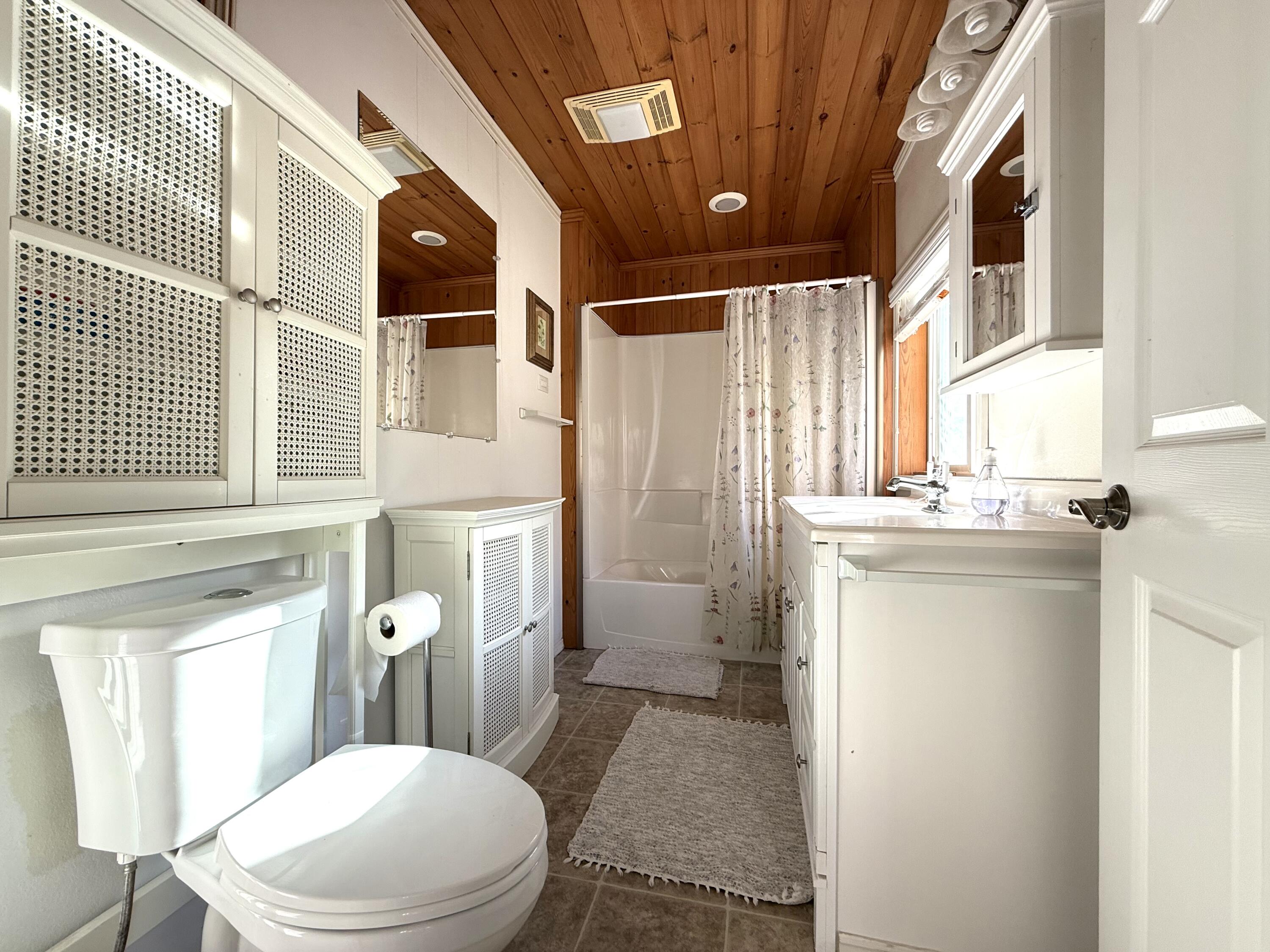 42741 N Fork Dr, Three Rivers, CA 93271