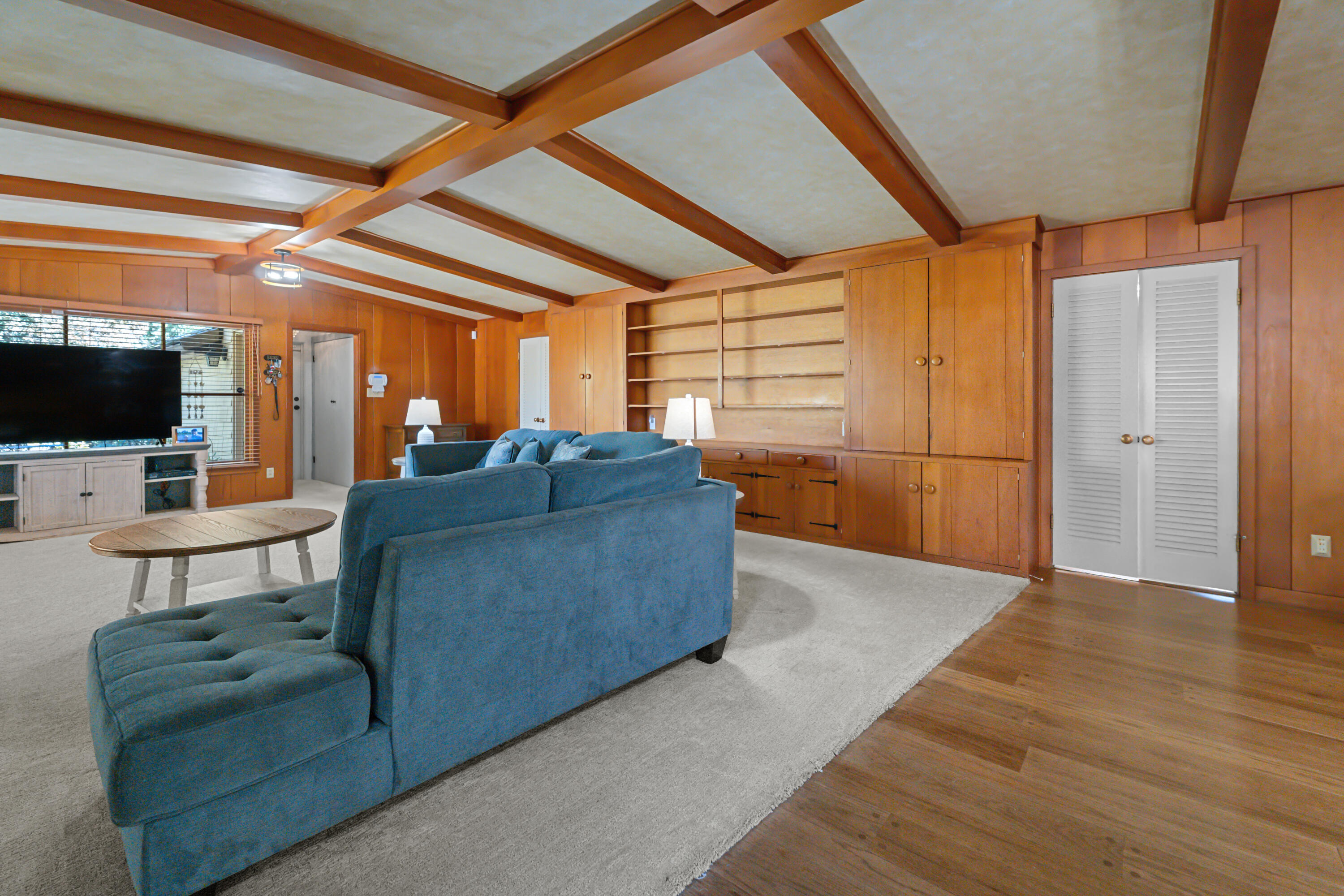 531 E Walnut St, Exeter, CA 93221