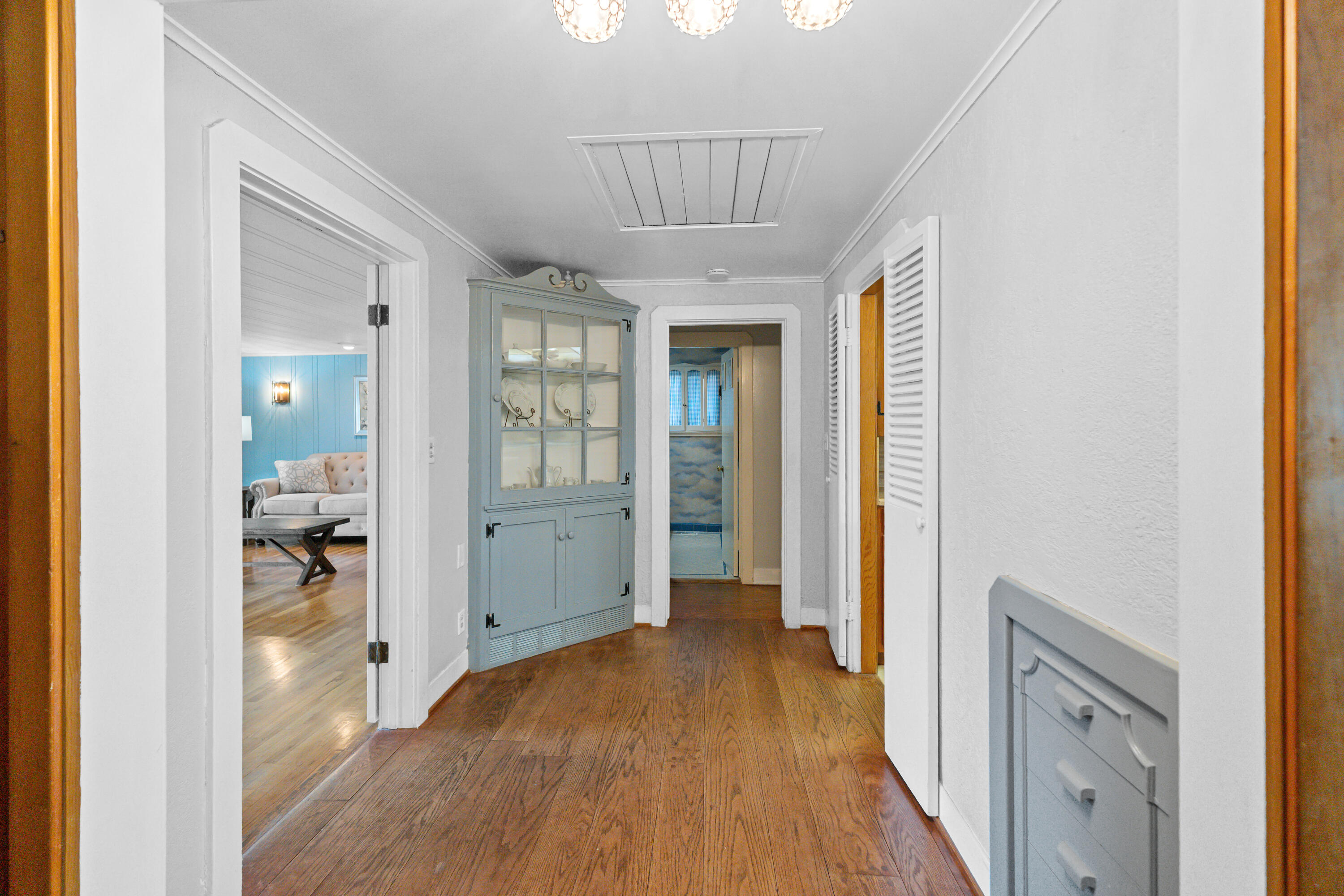 531 E Walnut St, Exeter, CA 93221