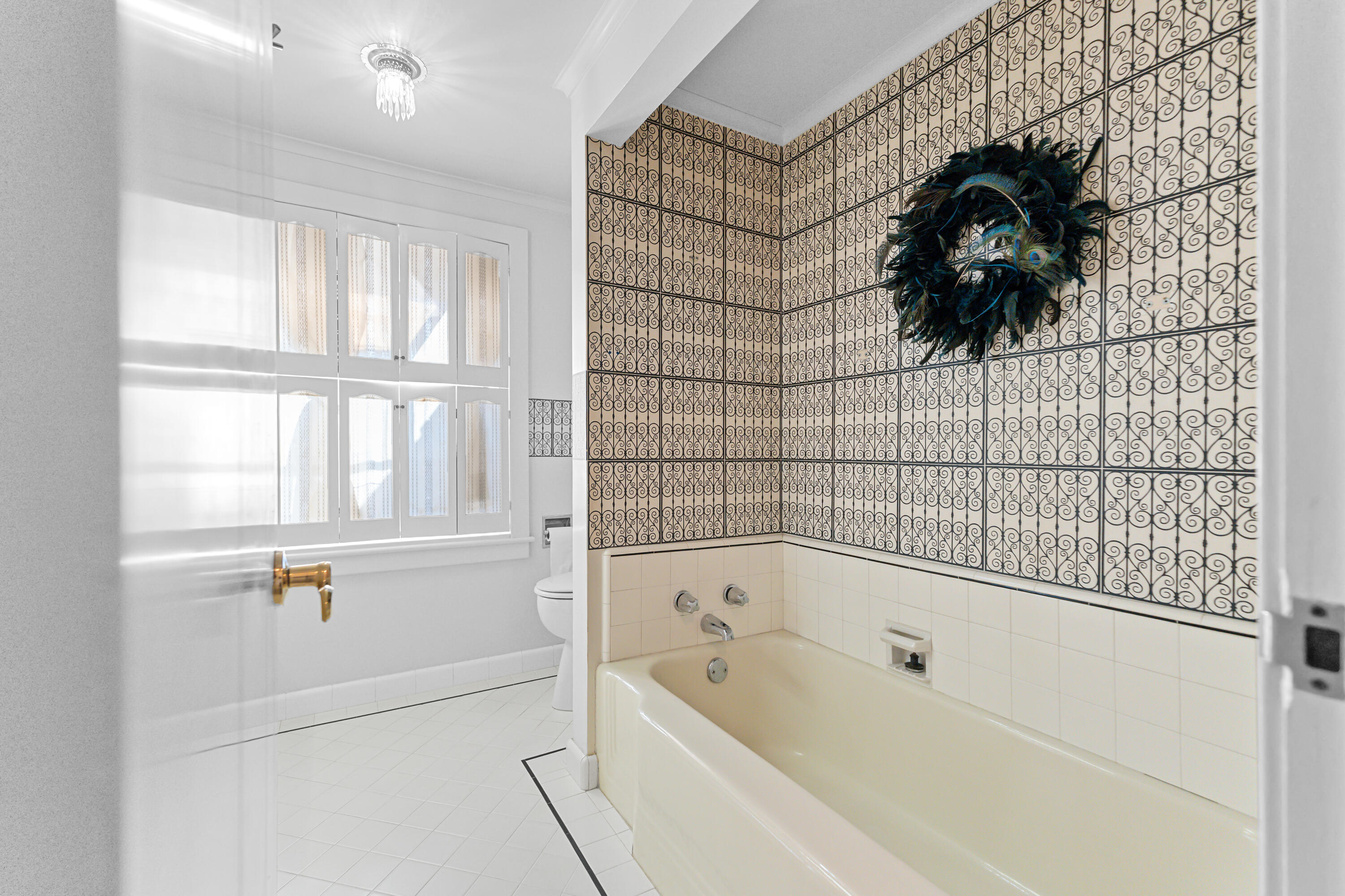 531 E Walnut St, Exeter, CA 93221