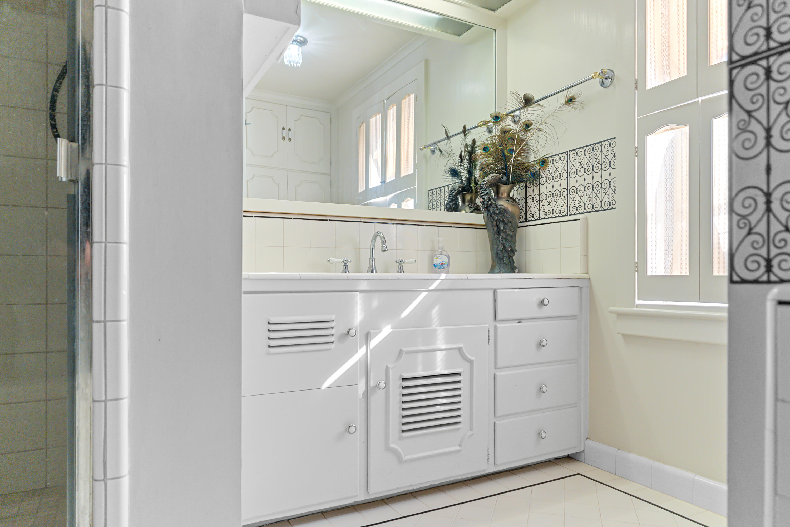 531 E Walnut St, Exeter, CA 93221