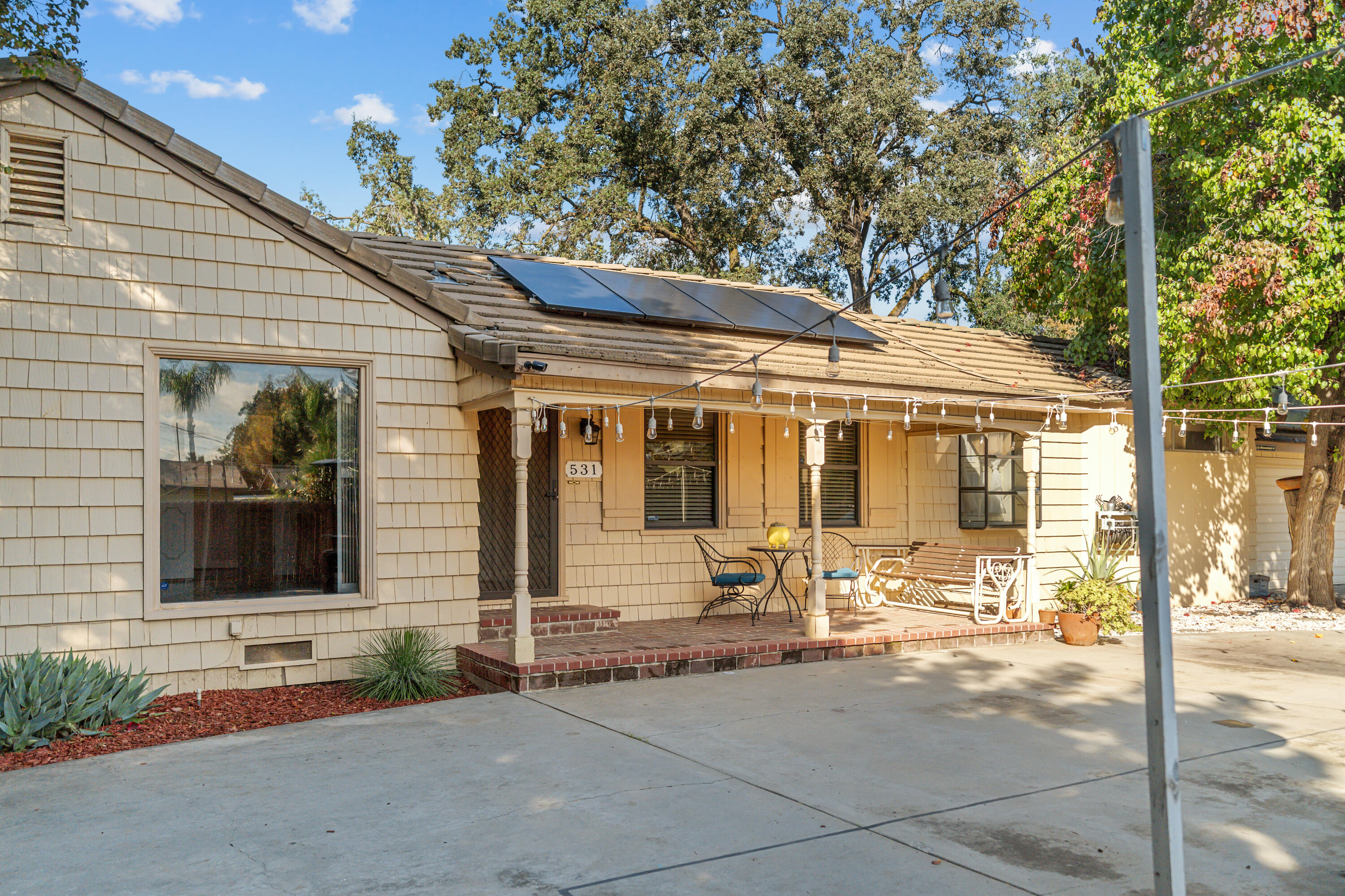 531 E Walnut St, Exeter, CA 93221