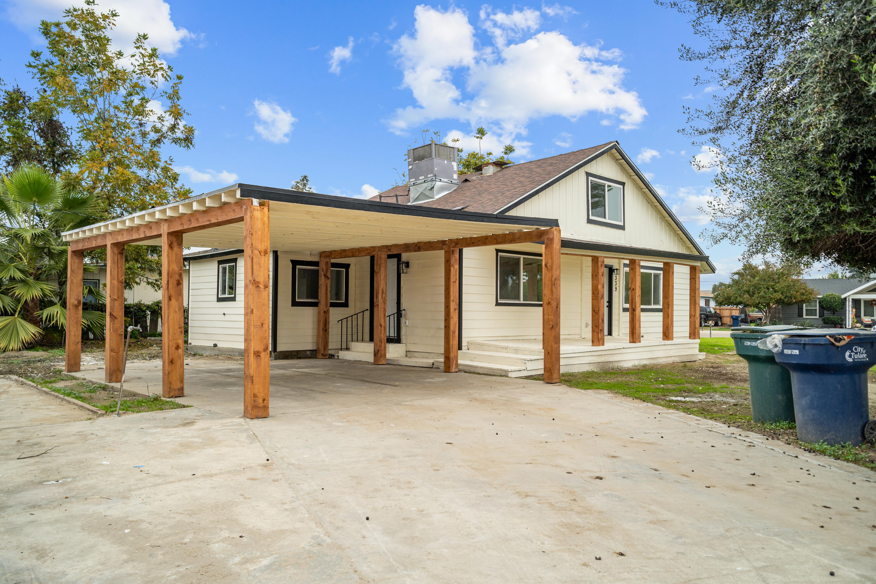 339 S Silva St, Tulare, CA 93274