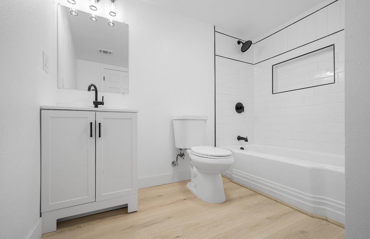 339 S Silva St, Tulare, CA 93274