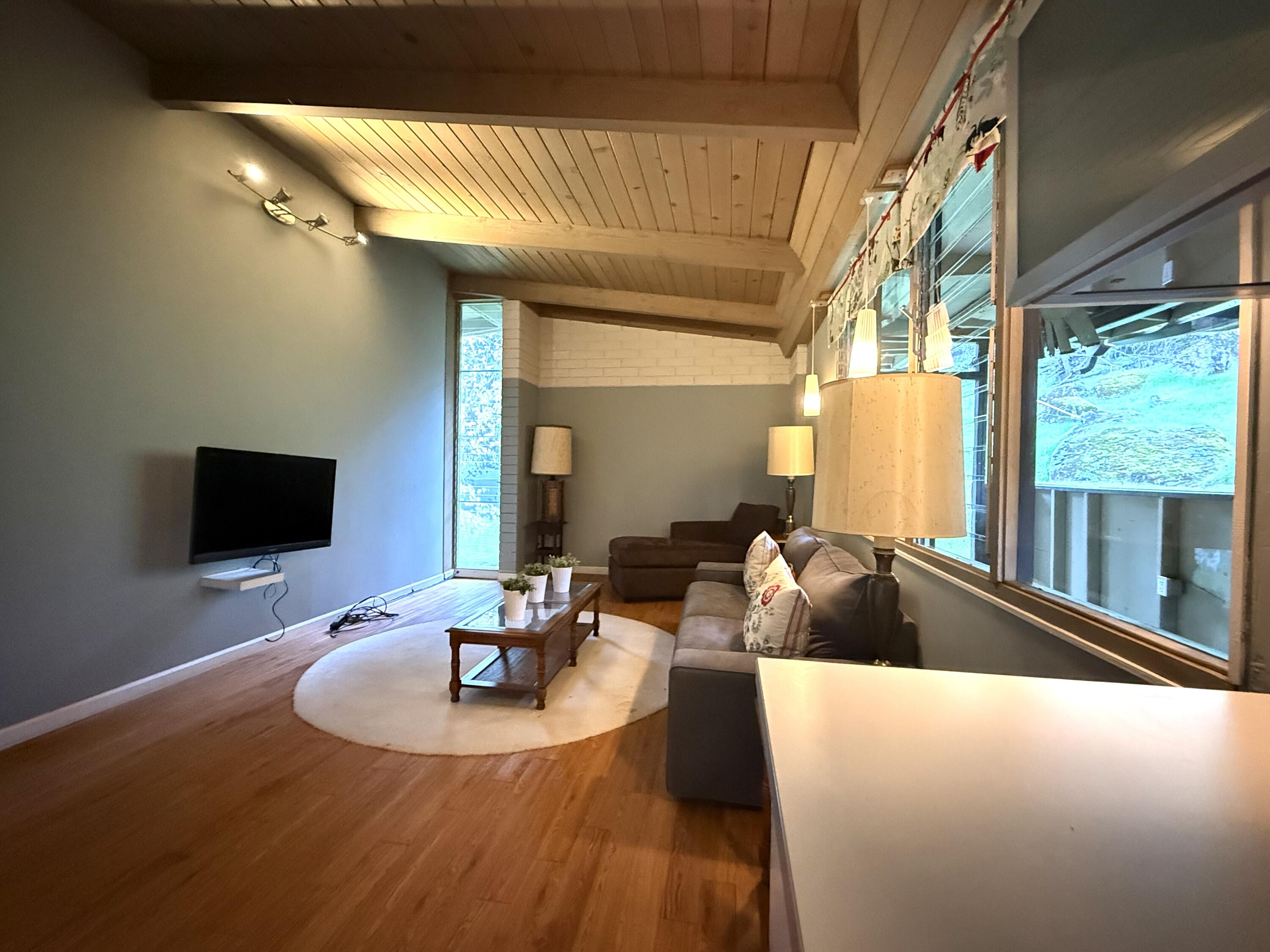 42751 N Fork Dr #B, Three Rivers, CA 93271