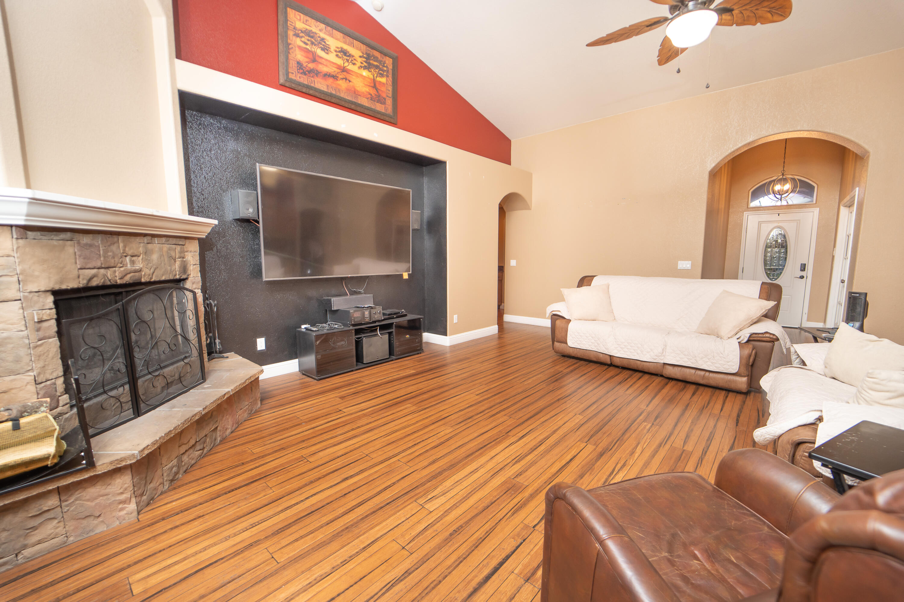 4608 W Addisyn Ct, Visalia, CA 93291