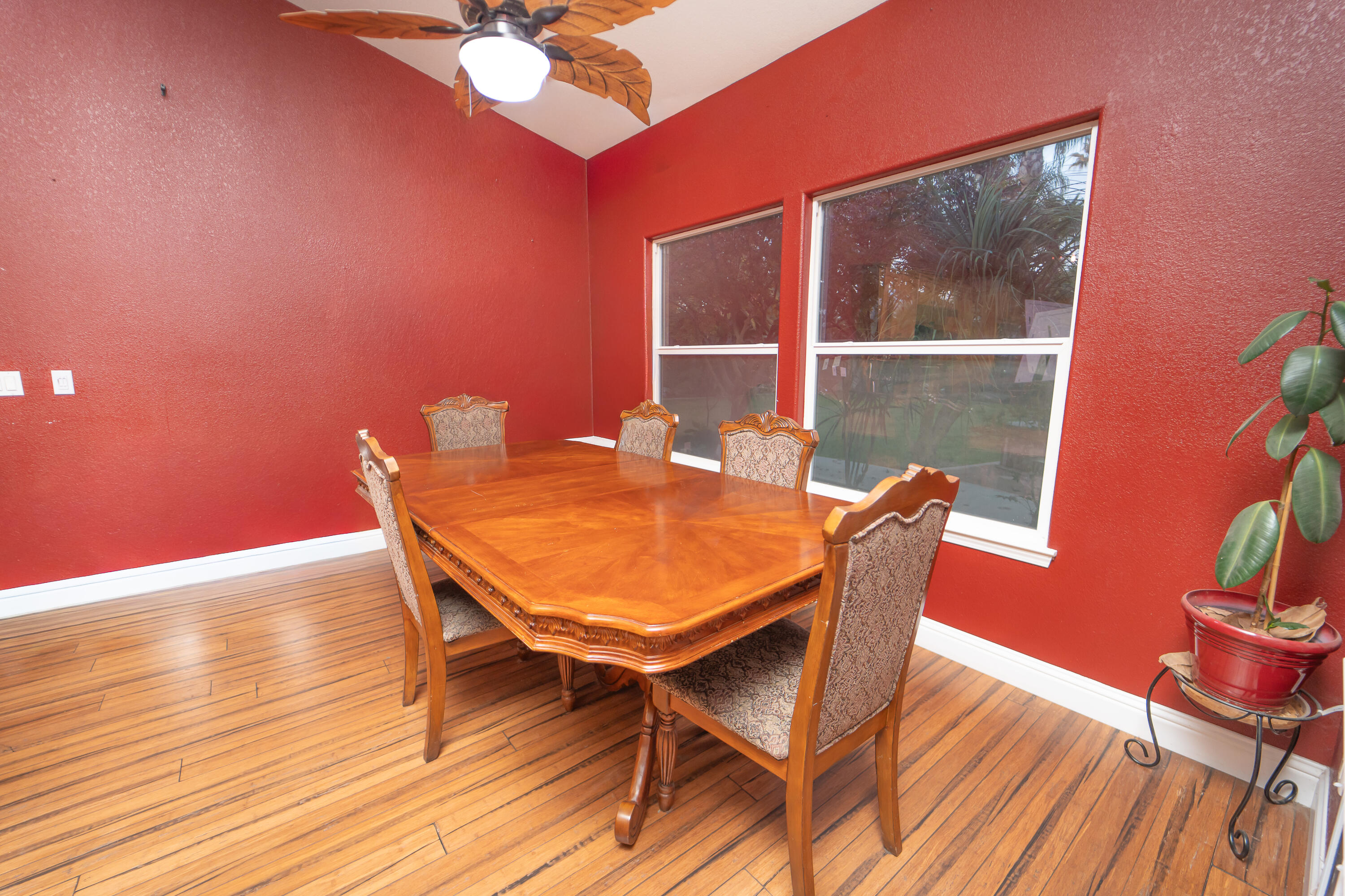 4608 W Addisyn Ct, Visalia, CA 93291