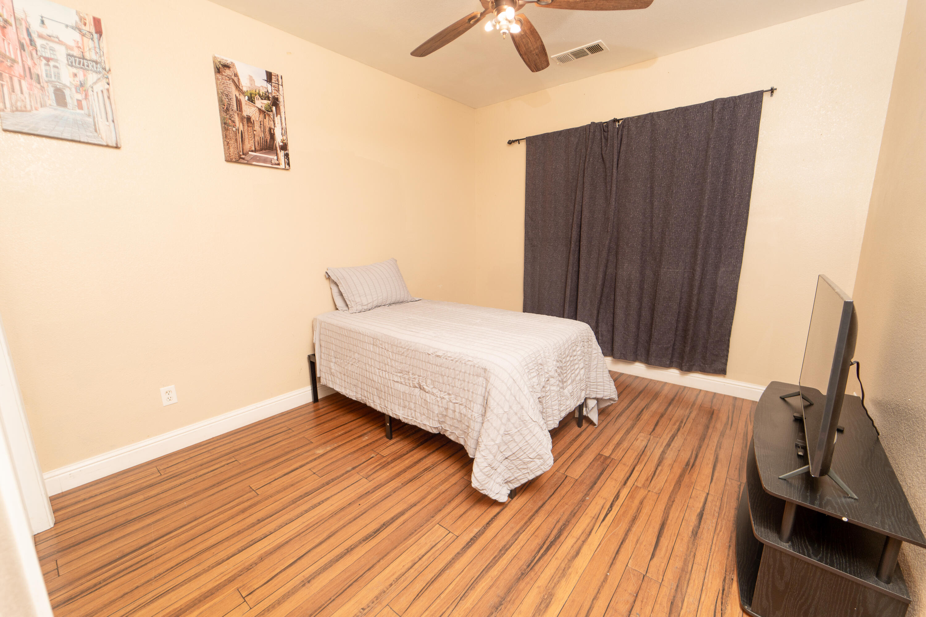 4608 W Addisyn Ct, Visalia, CA 93291