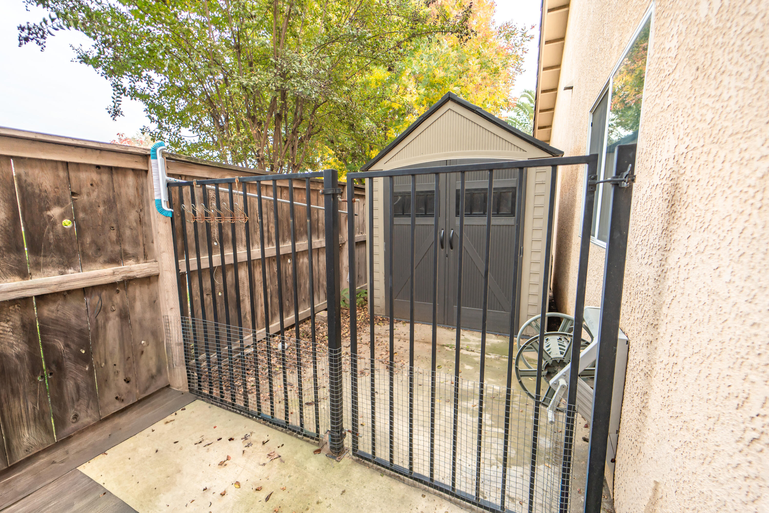 4608 W Addisyn Ct, Visalia, CA 93291