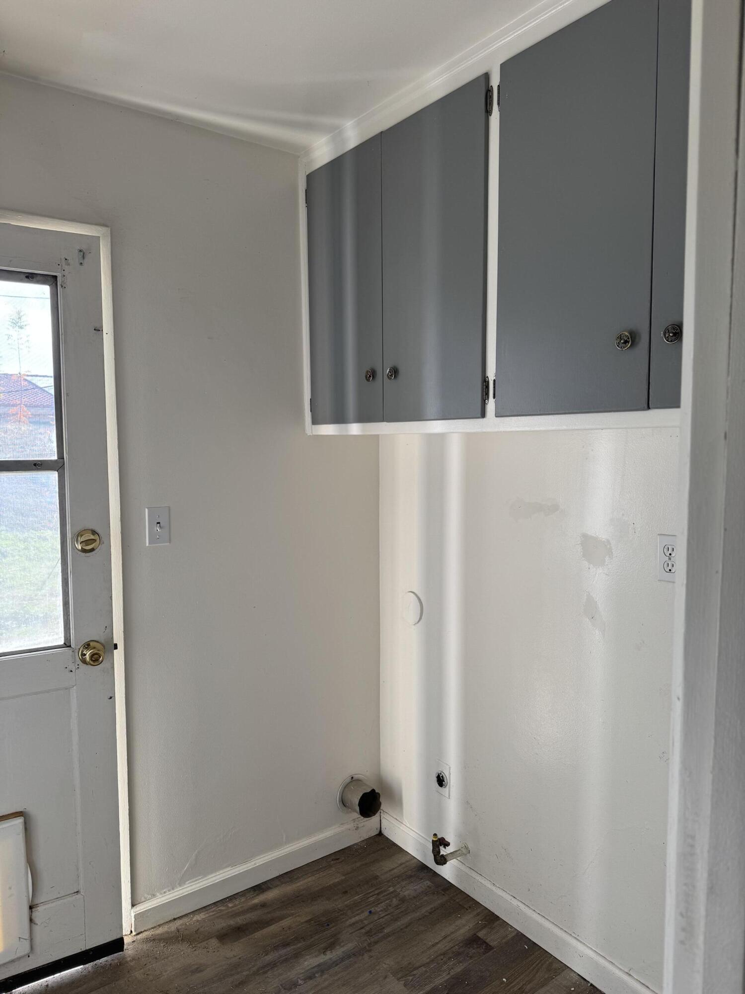 315 W Glendale Ave, Lemoore, CA 93245