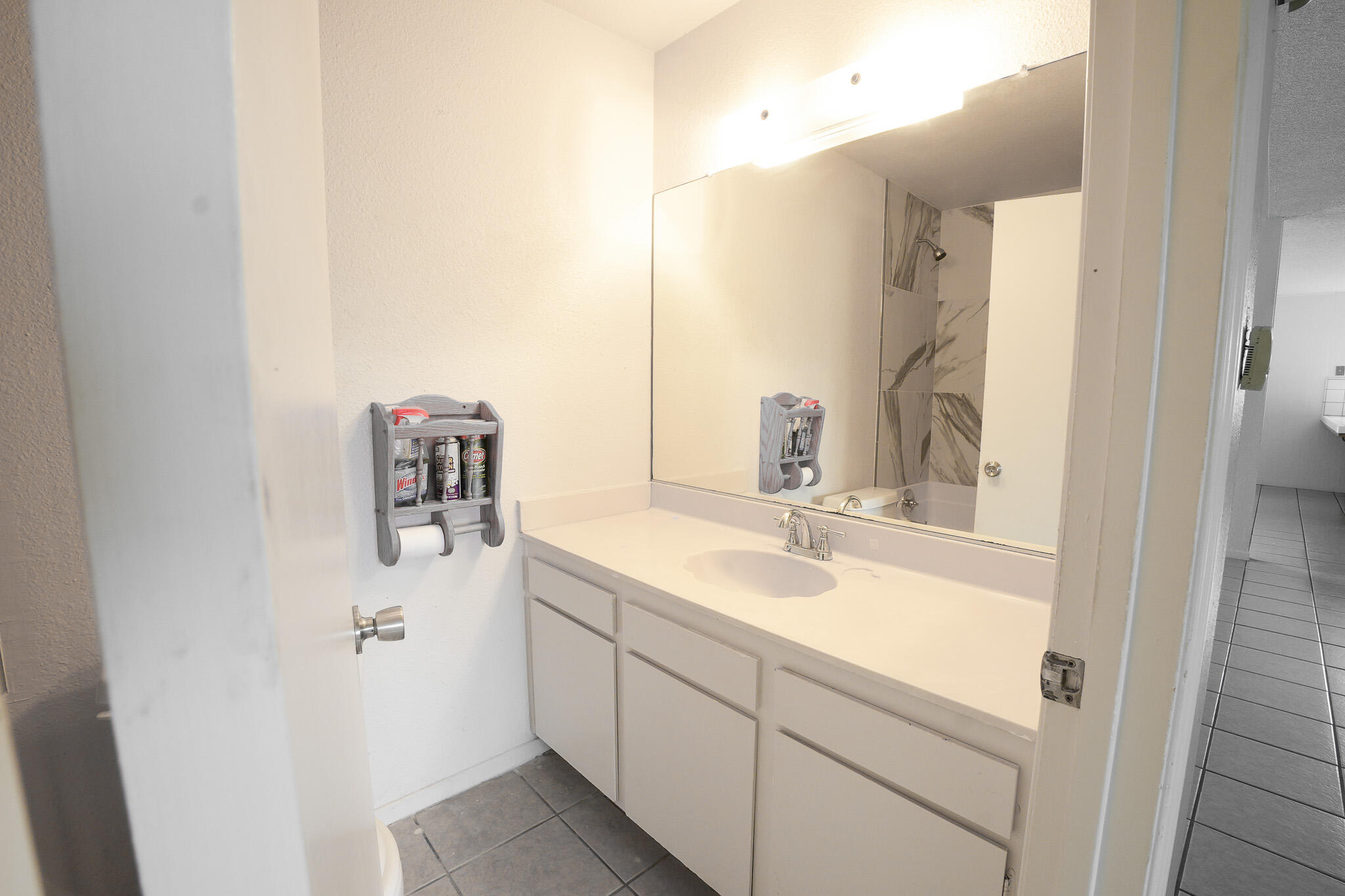 1629 S Rossmoor Ct, Visalia, CA 93277