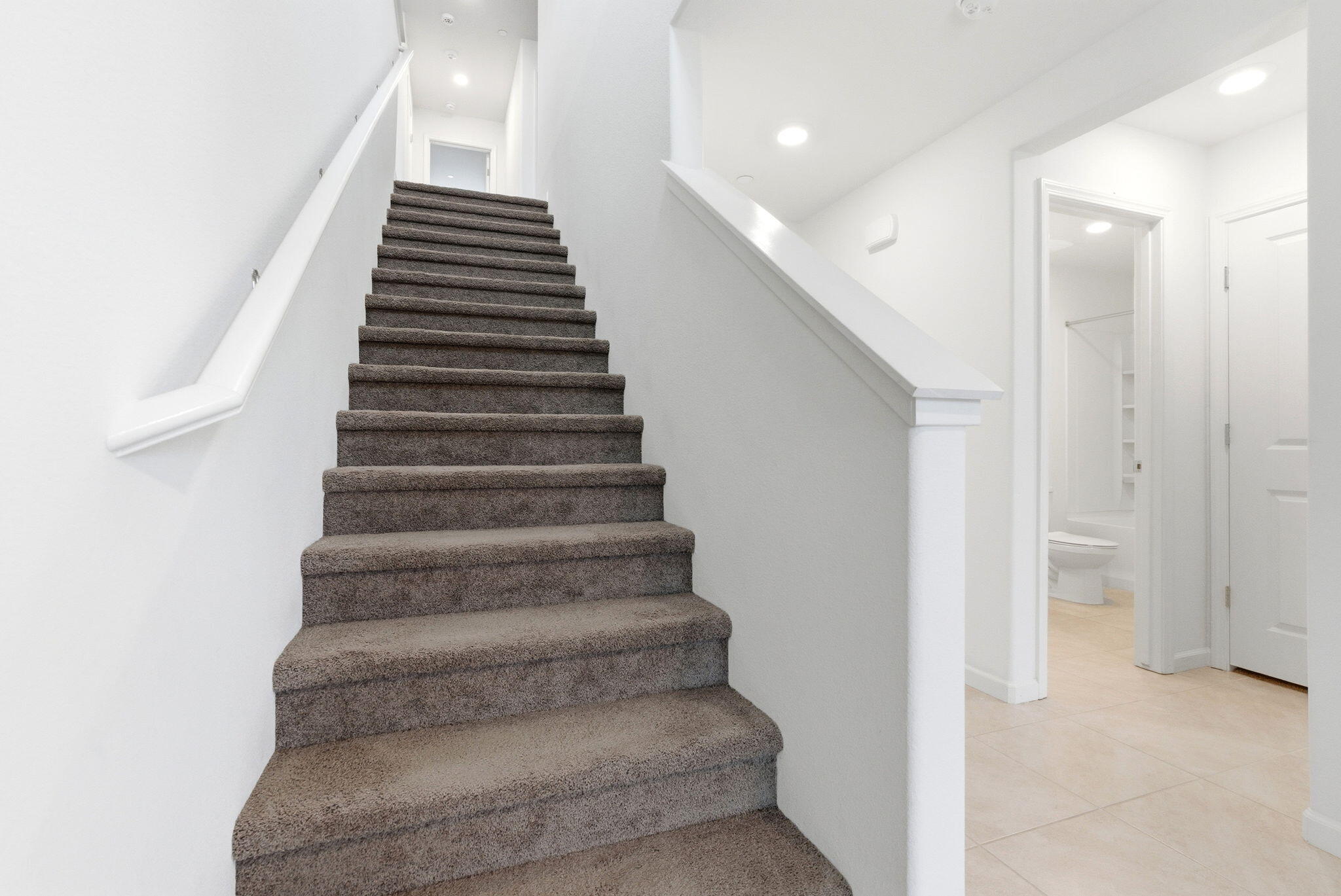 3317 N Clay St, Visalia, CA 93291