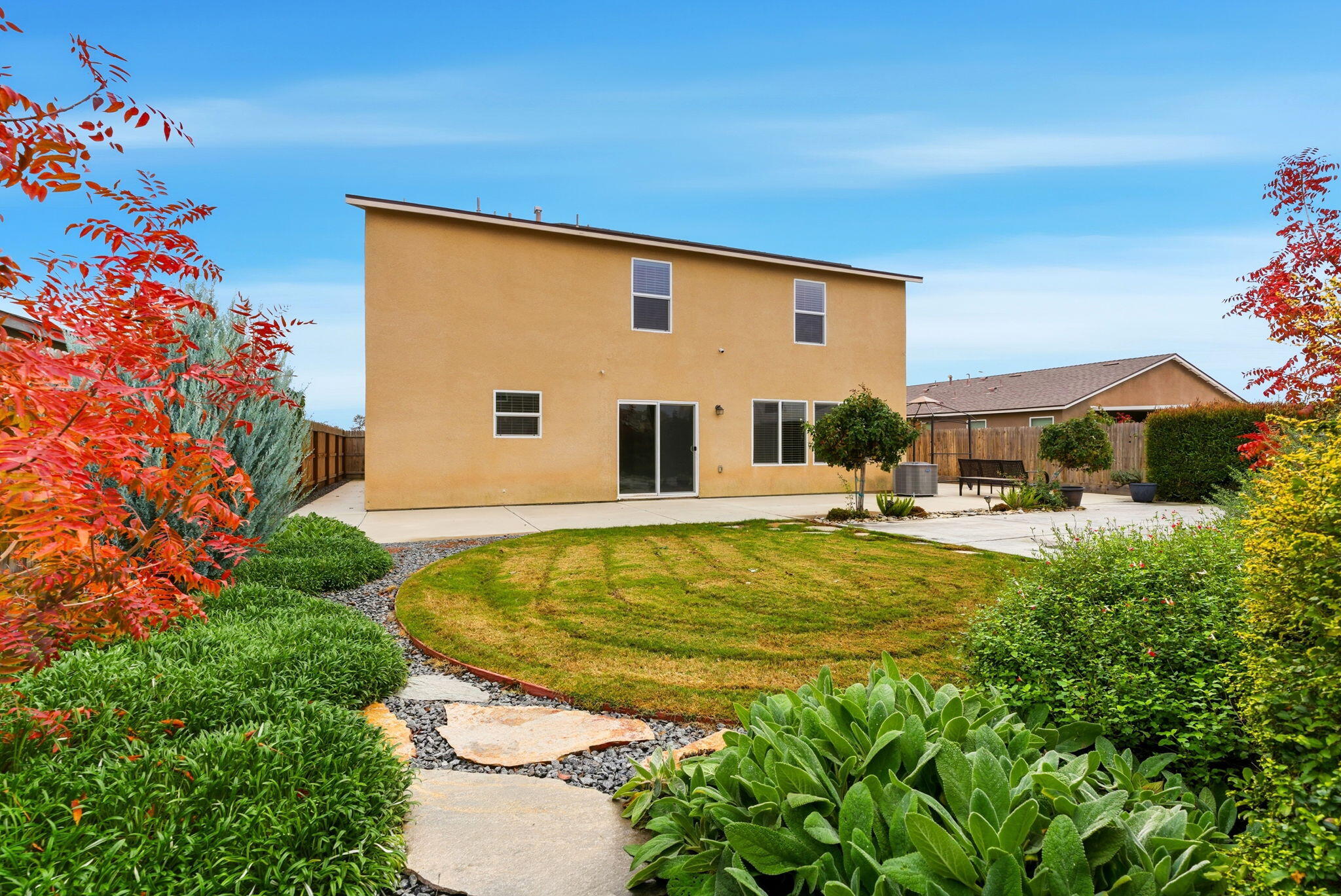 3317 N Clay St, Visalia, CA 93291