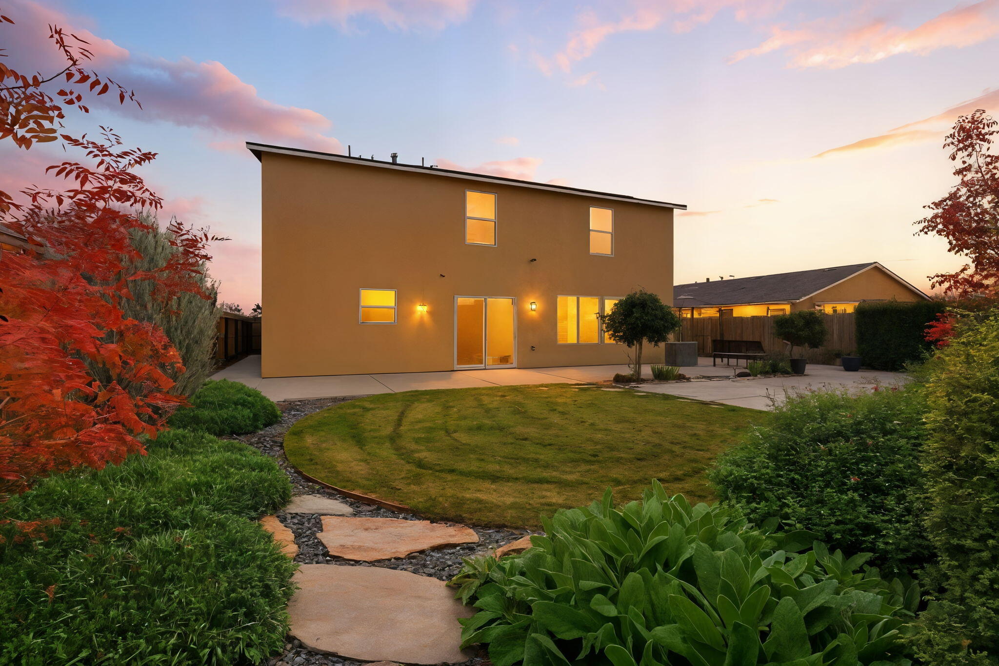 3317 N Clay St, Visalia, CA 93291