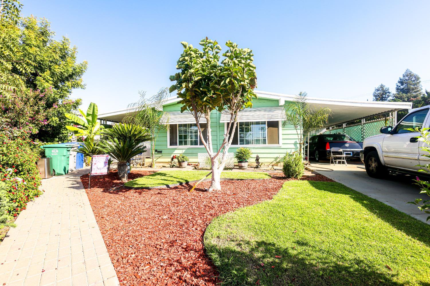 1300 W Olson Ave #61, Reedley, CA 93654