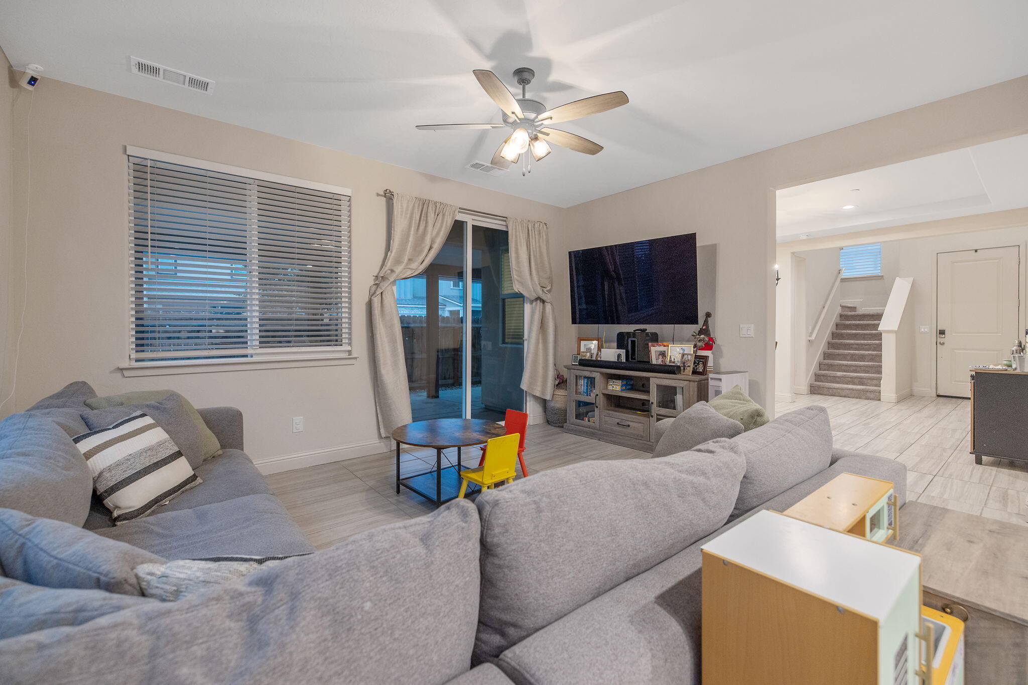 3433 W Milan Ave, Visalia, CA 93277