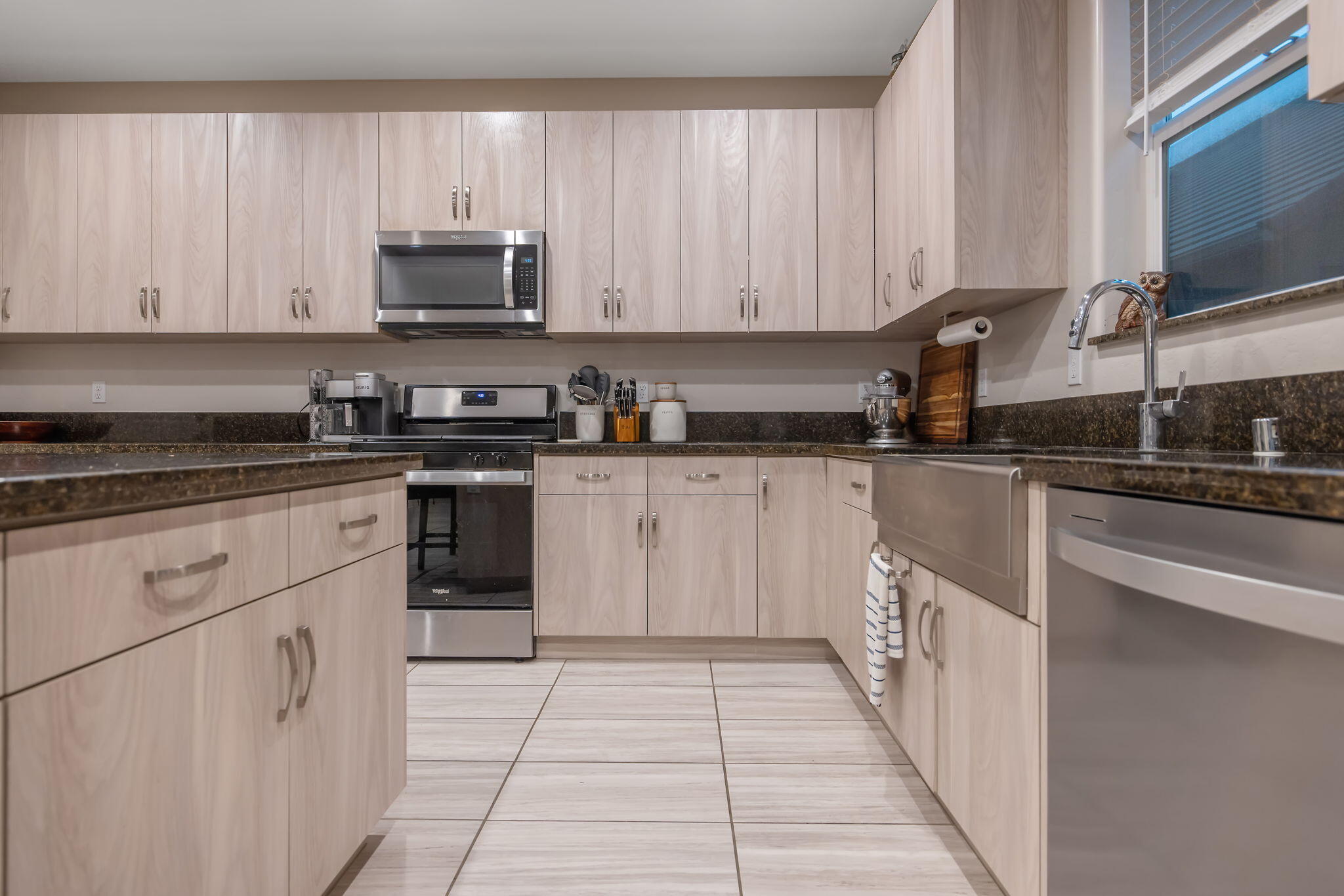 3433 W Milan Ave, Visalia, CA 93277