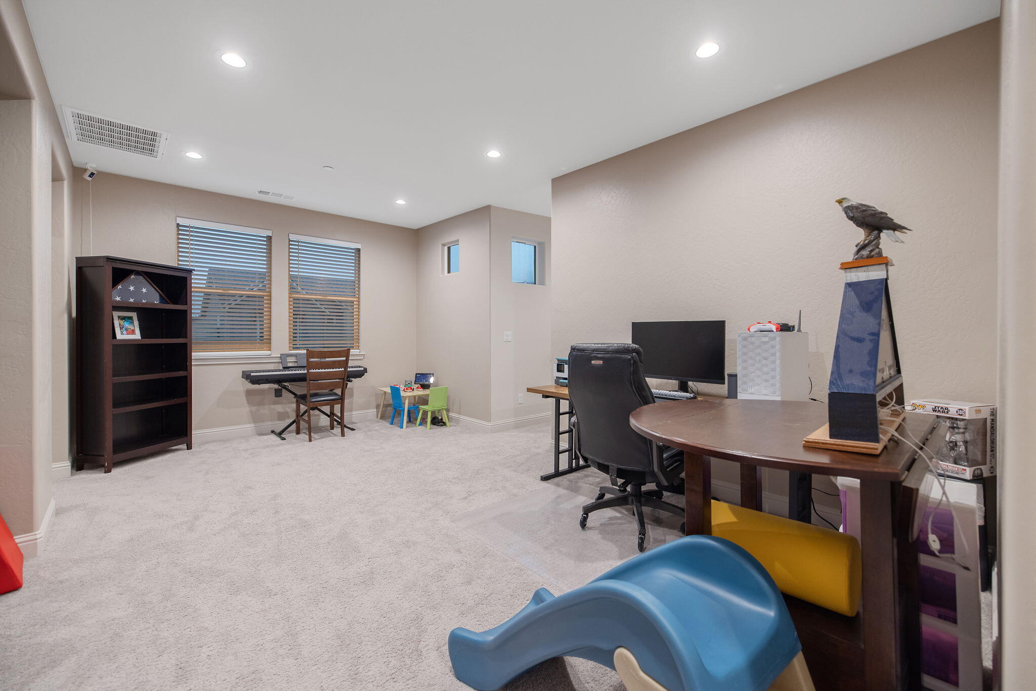 3433 W Milan Ave, Visalia, CA 93277