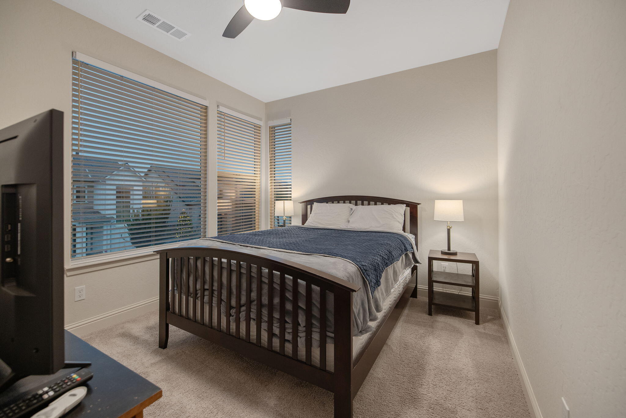 3433 W Milan Ave, Visalia, CA 93277