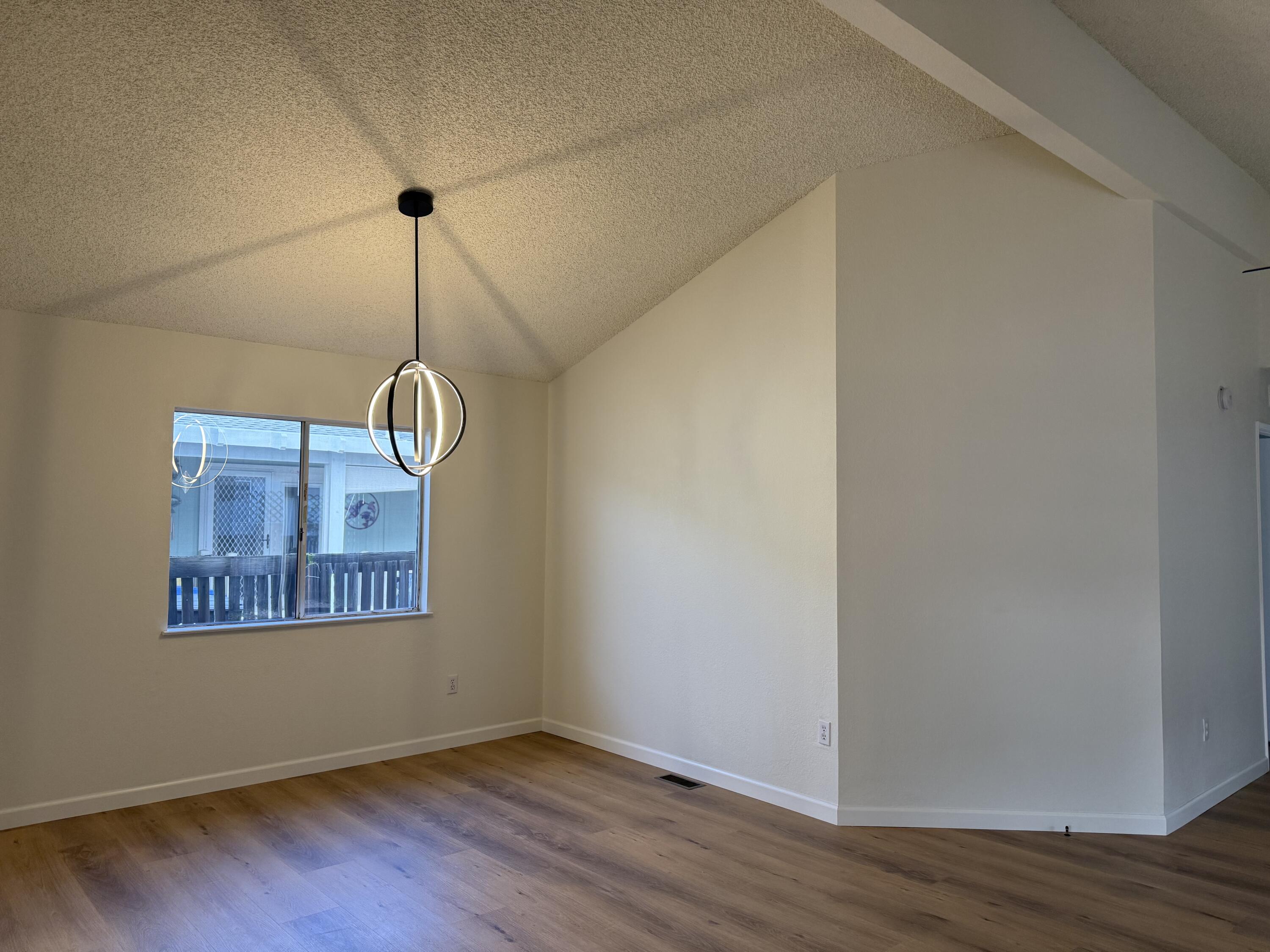 4618 S Verde Vista St, Visalia, CA 93277