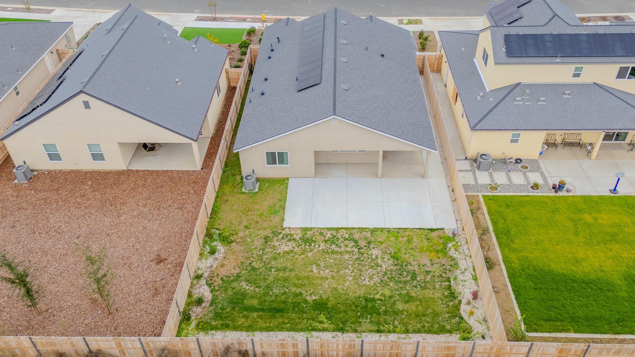 2121 E Oak Ave, Visalia, CA 93292