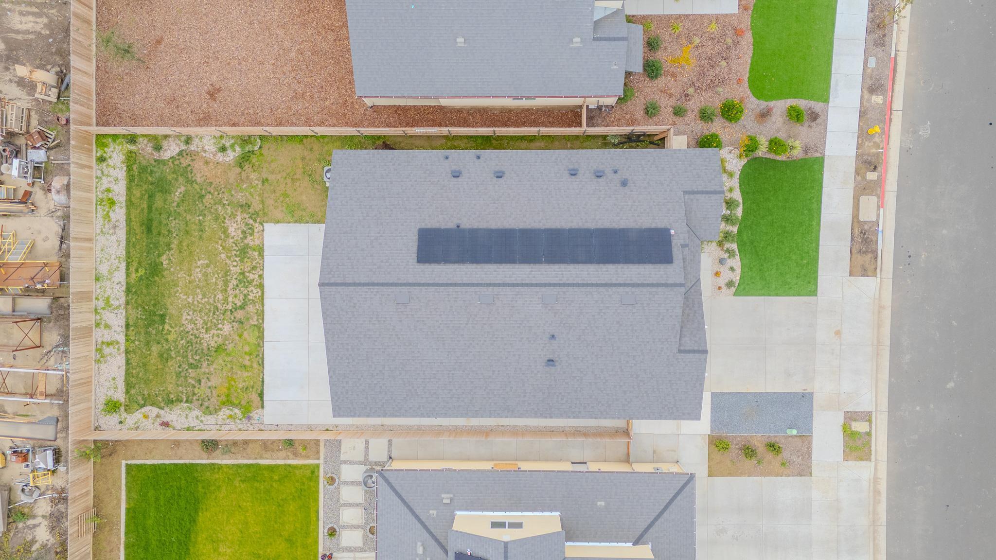 2121 E Oak Ave, Visalia, CA 93292