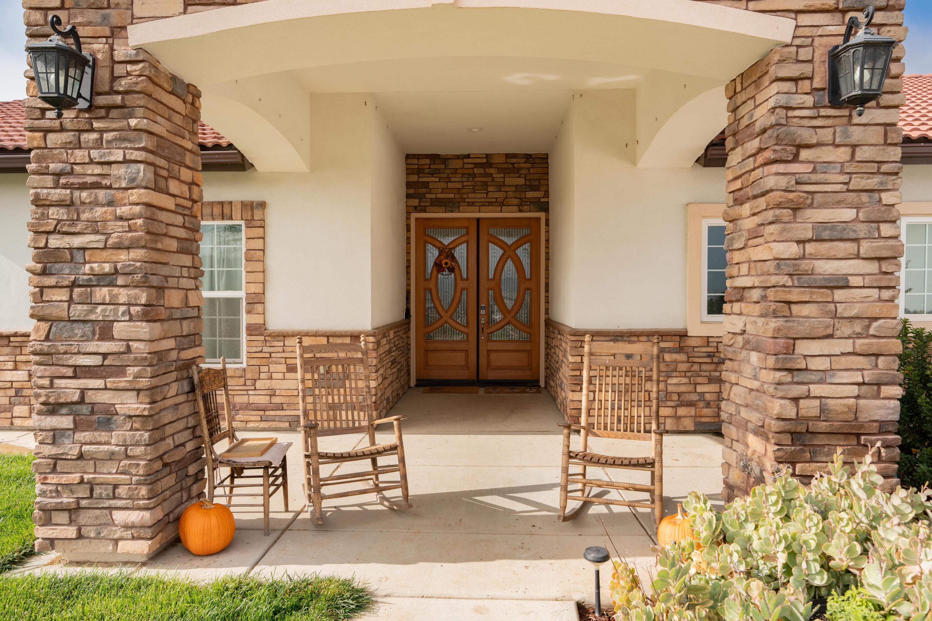 16605 Deer Creek Dr, Springville, CA 93265