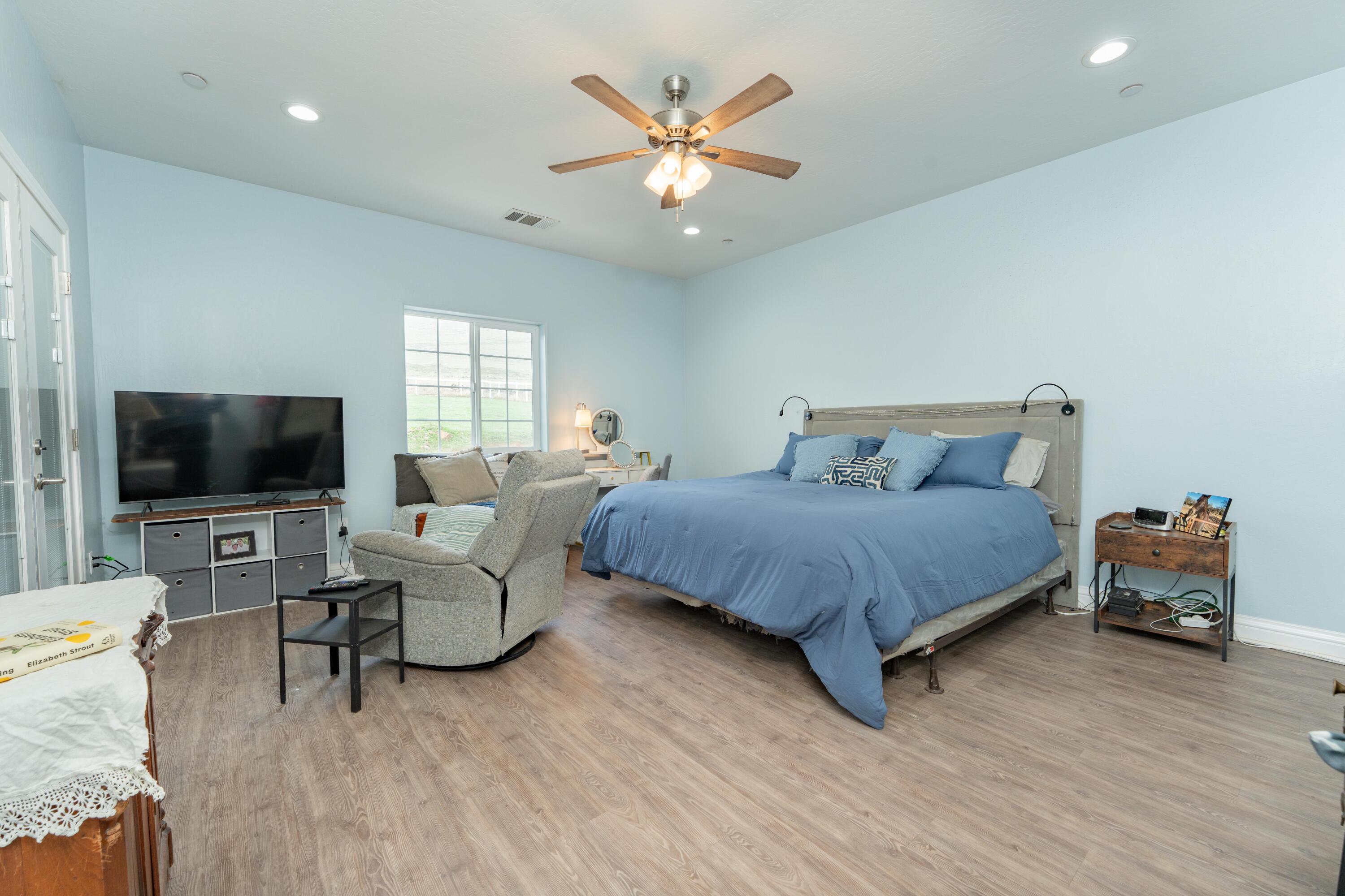 16605 Deer Creek Dr, Springville, CA 93265