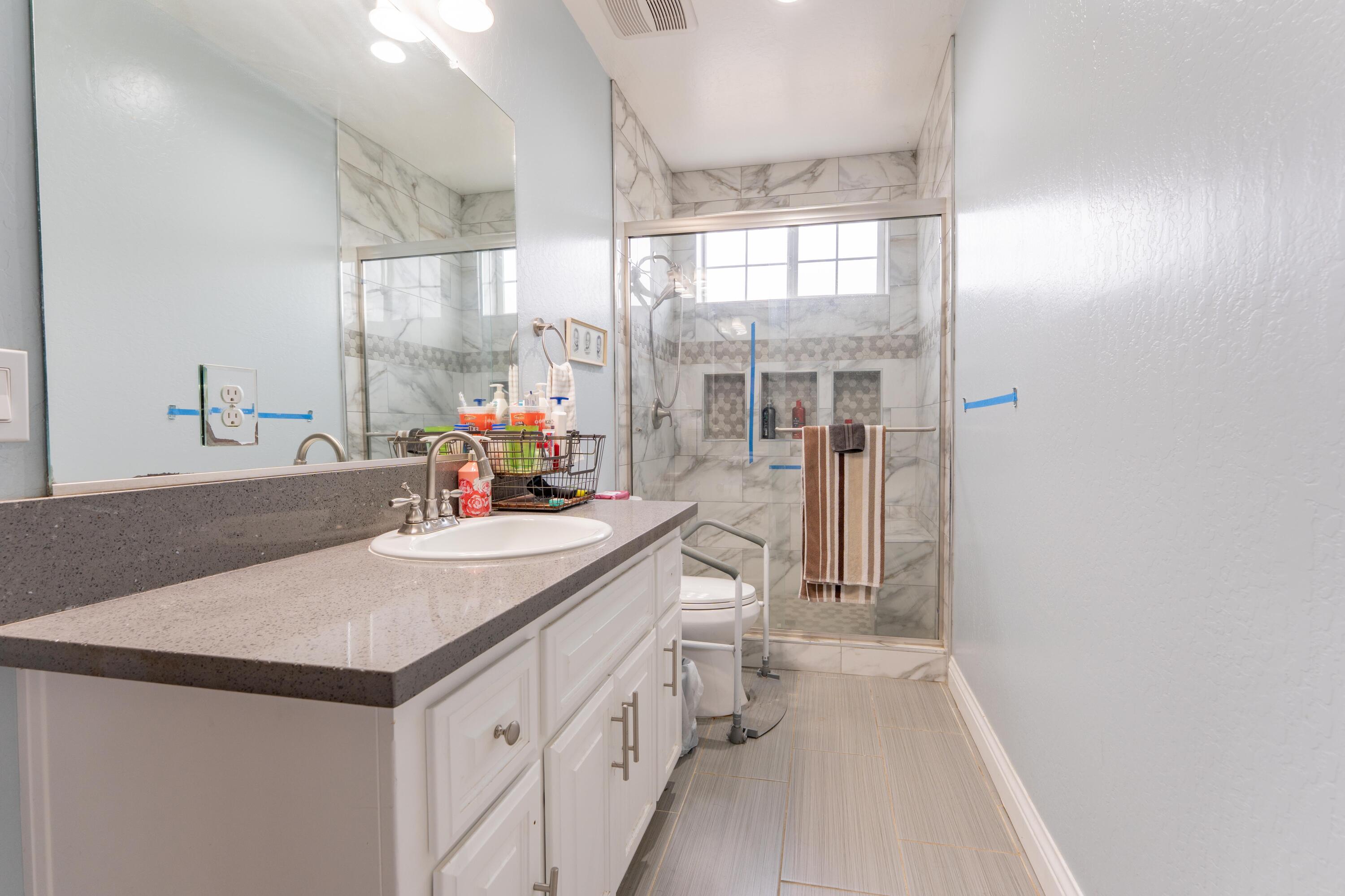 16605 Deer Creek Dr, Springville, CA 93265