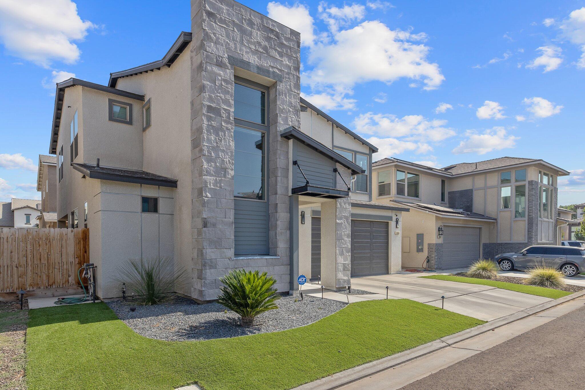 3346 W Good Ave, Visalia, CA 93277