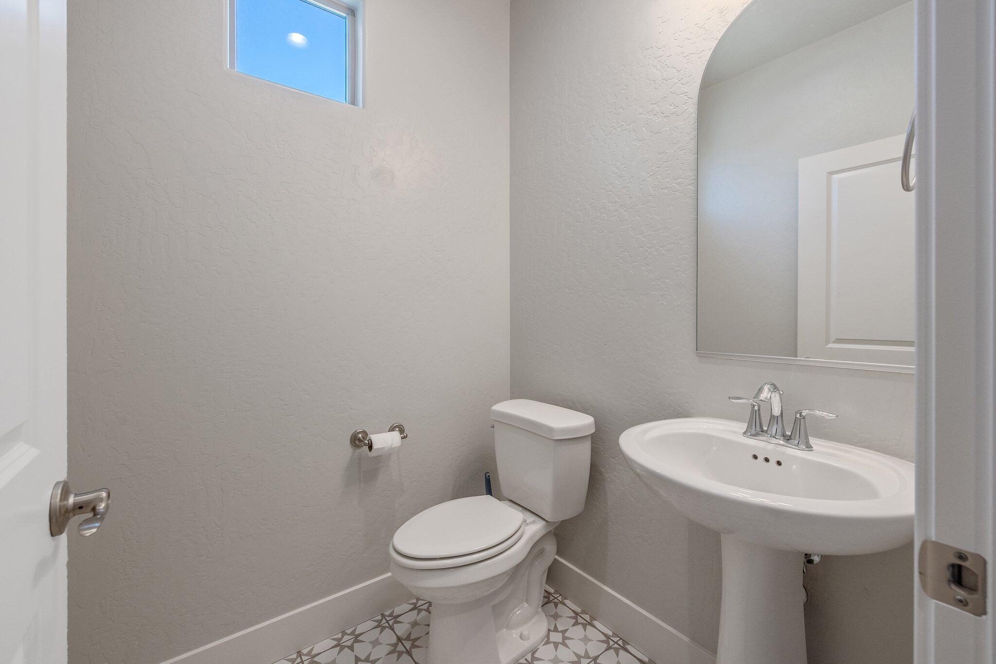 3346 W Good Ave, Visalia, CA 93277