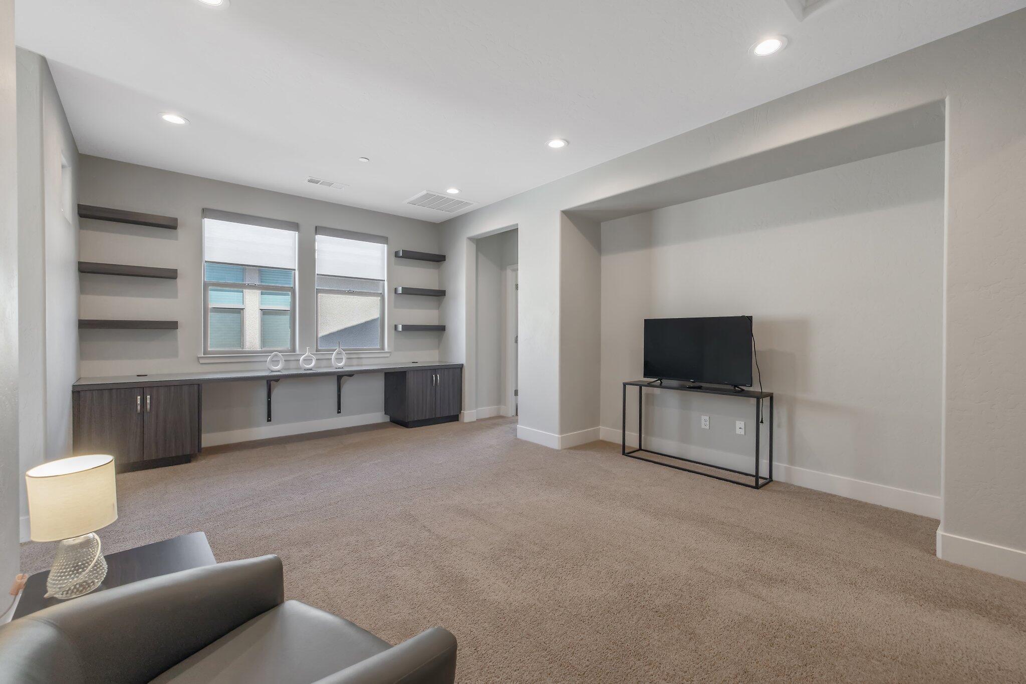 3346 W Good Ave, Visalia, CA 93277