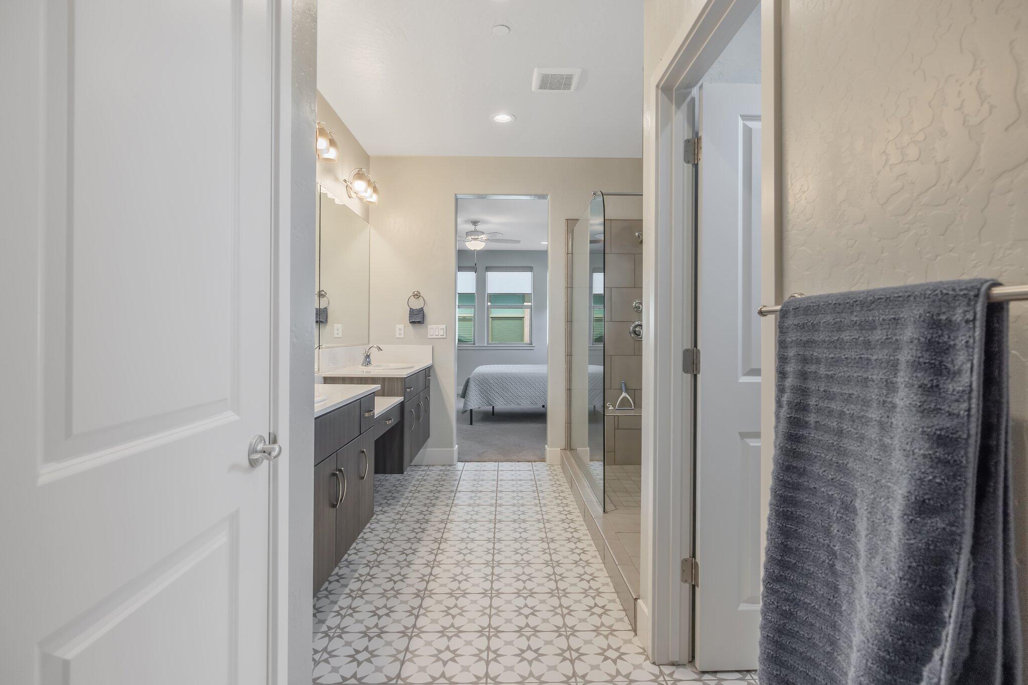 3346 W Good Ave, Visalia, CA 93277