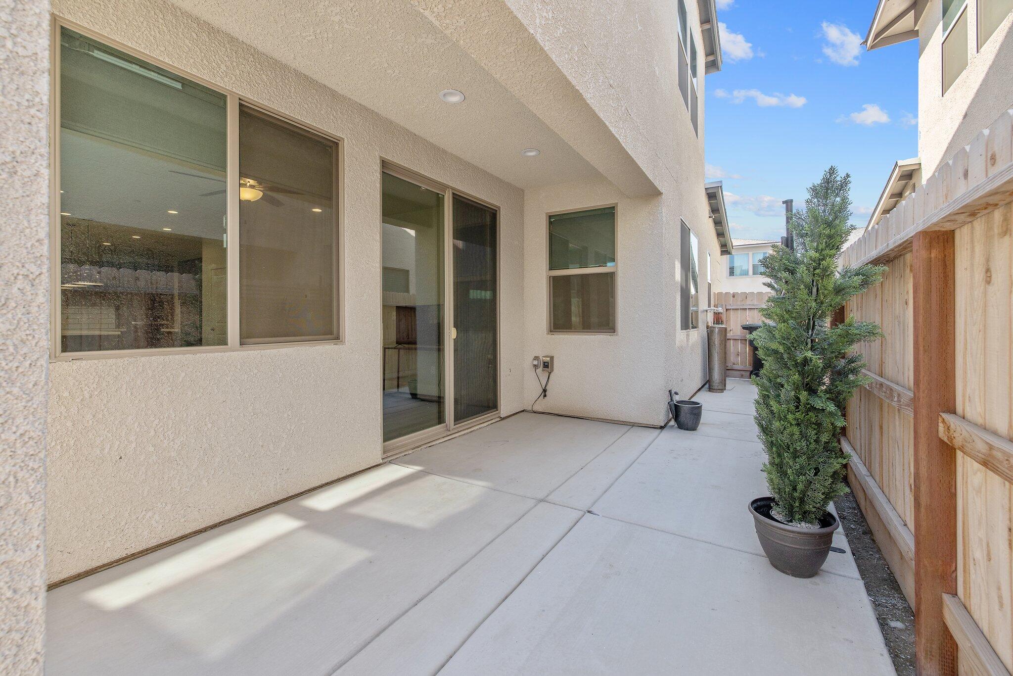 3346 W Good Ave, Visalia, CA 93277