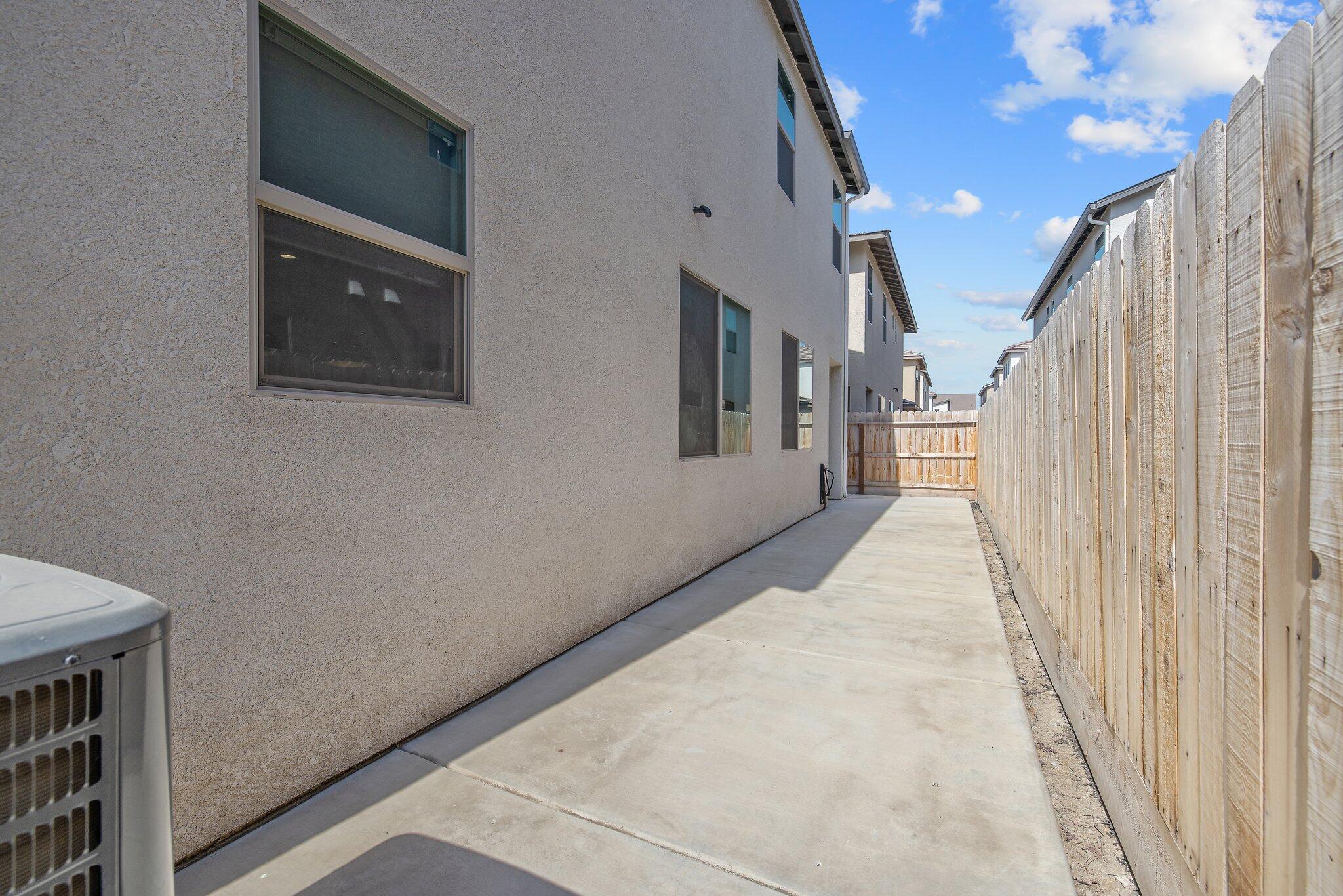 3346 W Good Ave, Visalia, CA 93277