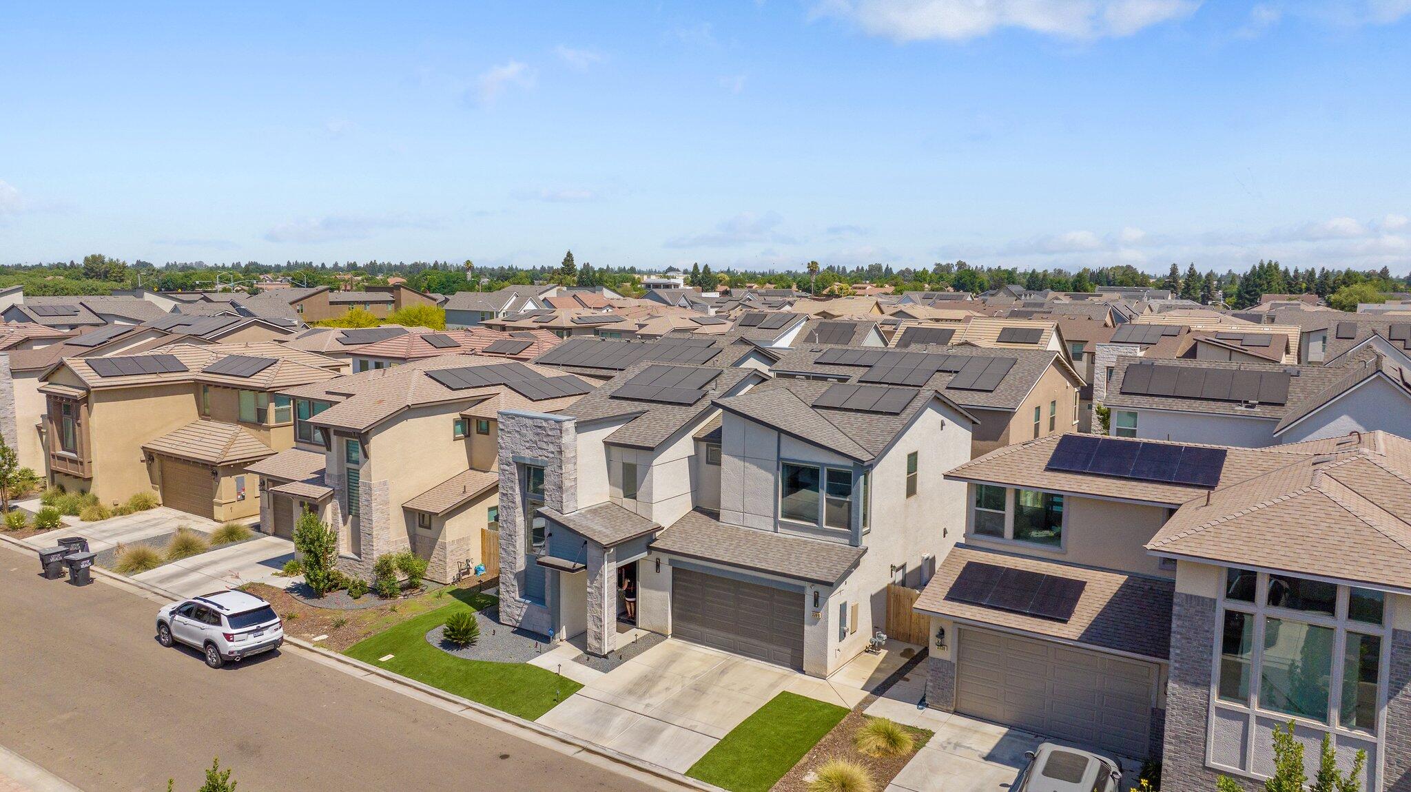 3346 W Good Ave, Visalia, CA 93277