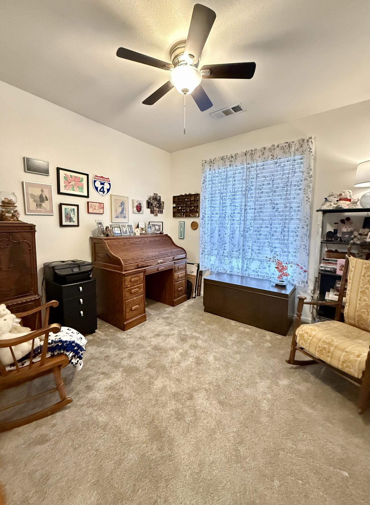 1044 W Orange St, Hanford, CA 93230