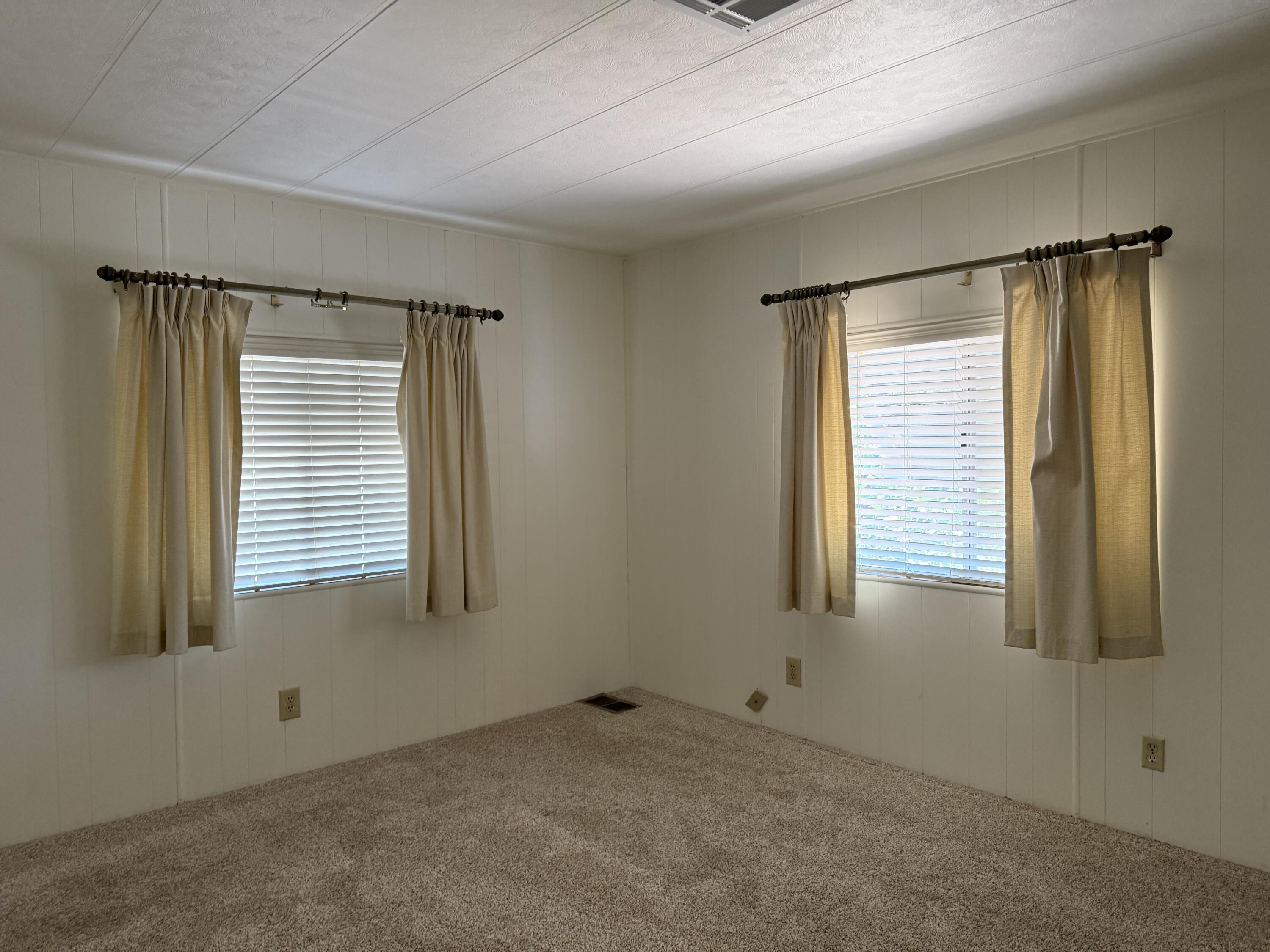 2627 W Midvalley Ave #95, Visalia, CA 93277