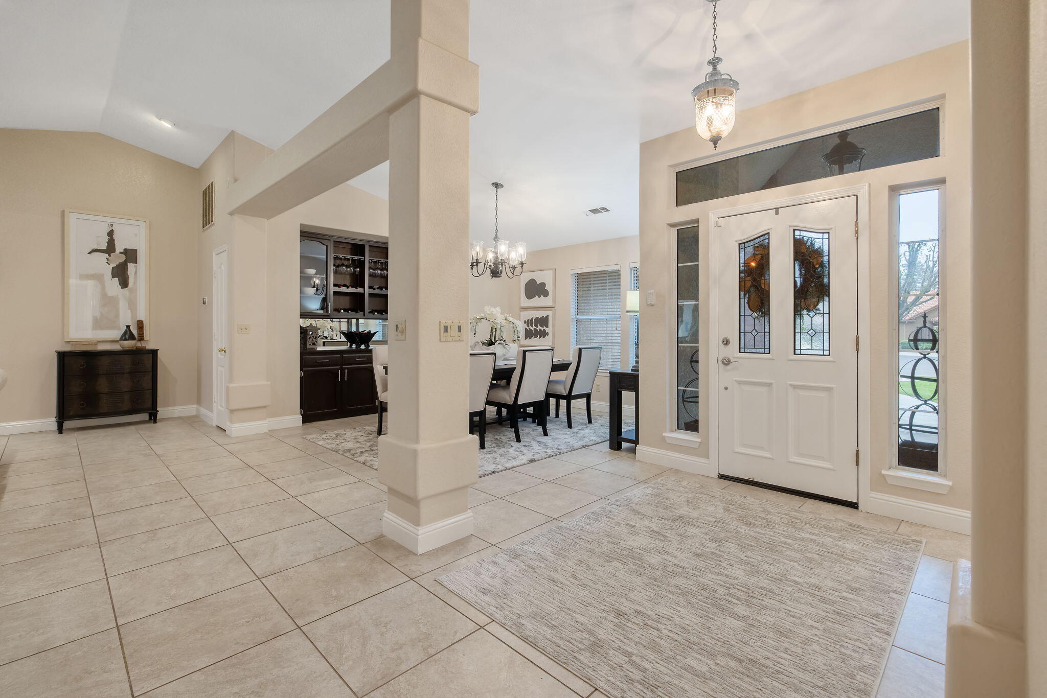 2014 S Tommy Ct, Visalia, CA 93277