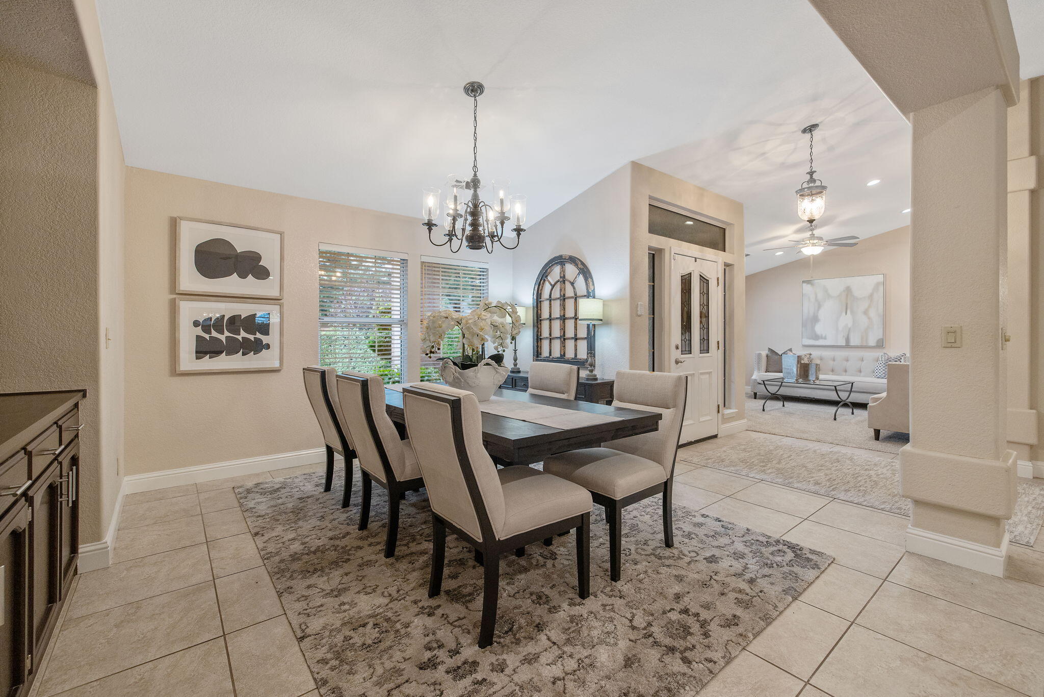 2014 S Tommy Ct, Visalia, CA 93277