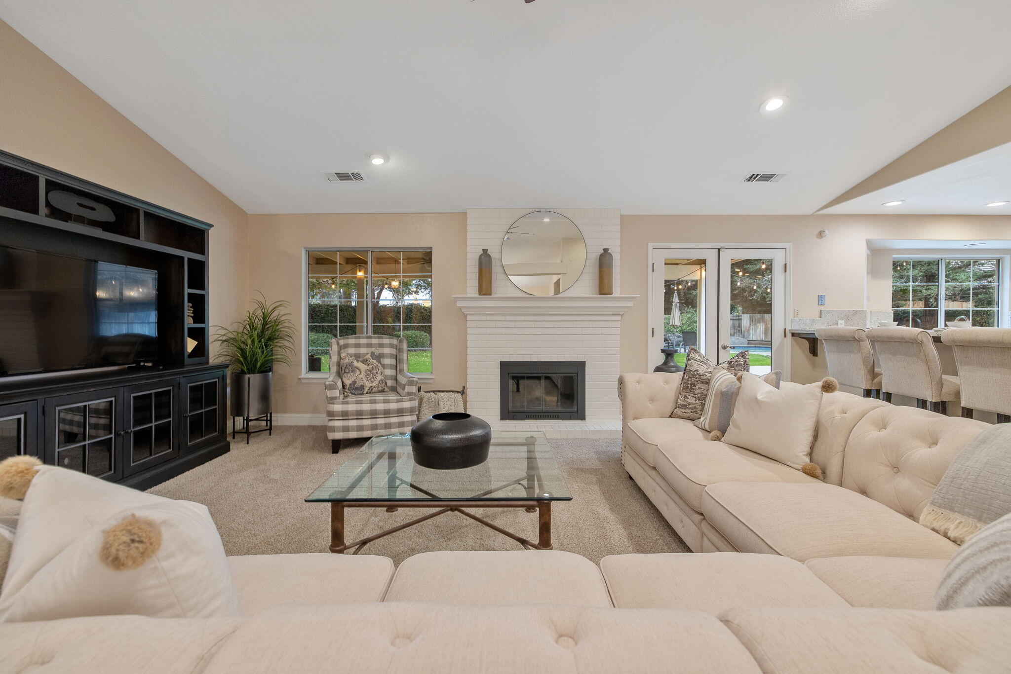 2014 S Tommy Ct, Visalia, CA 93277