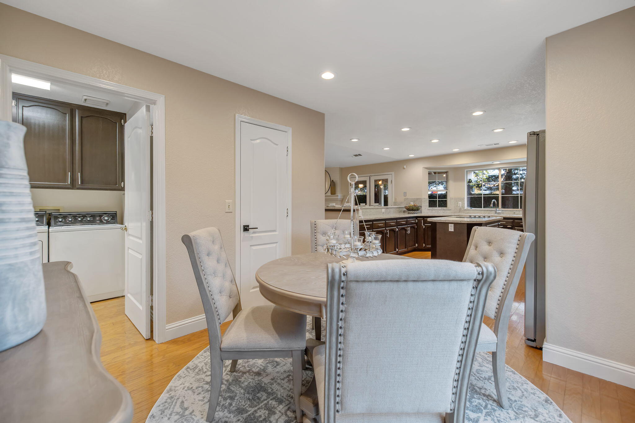 2014 S Tommy Ct, Visalia, CA 93277