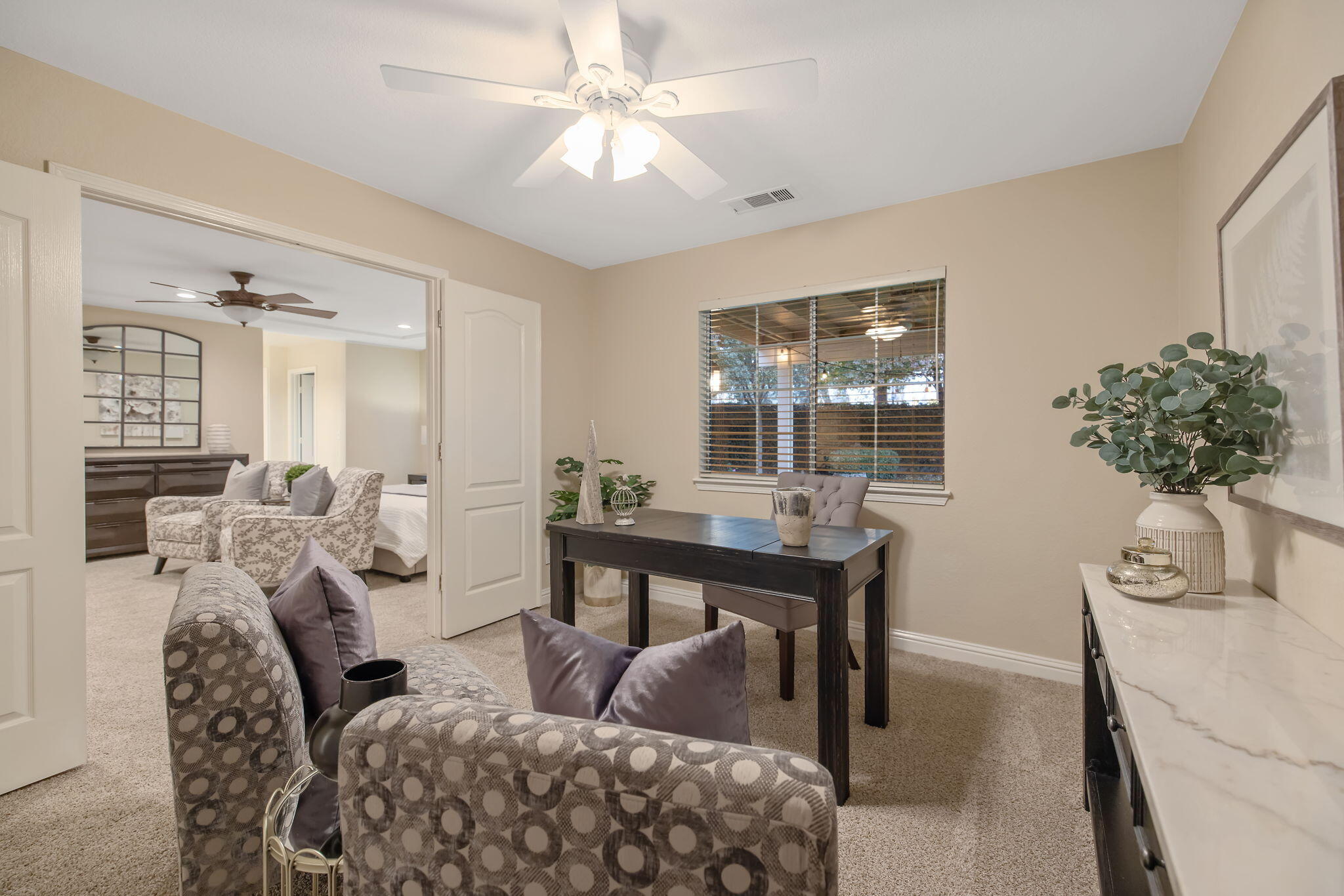 2014 S Tommy Ct, Visalia, CA 93277