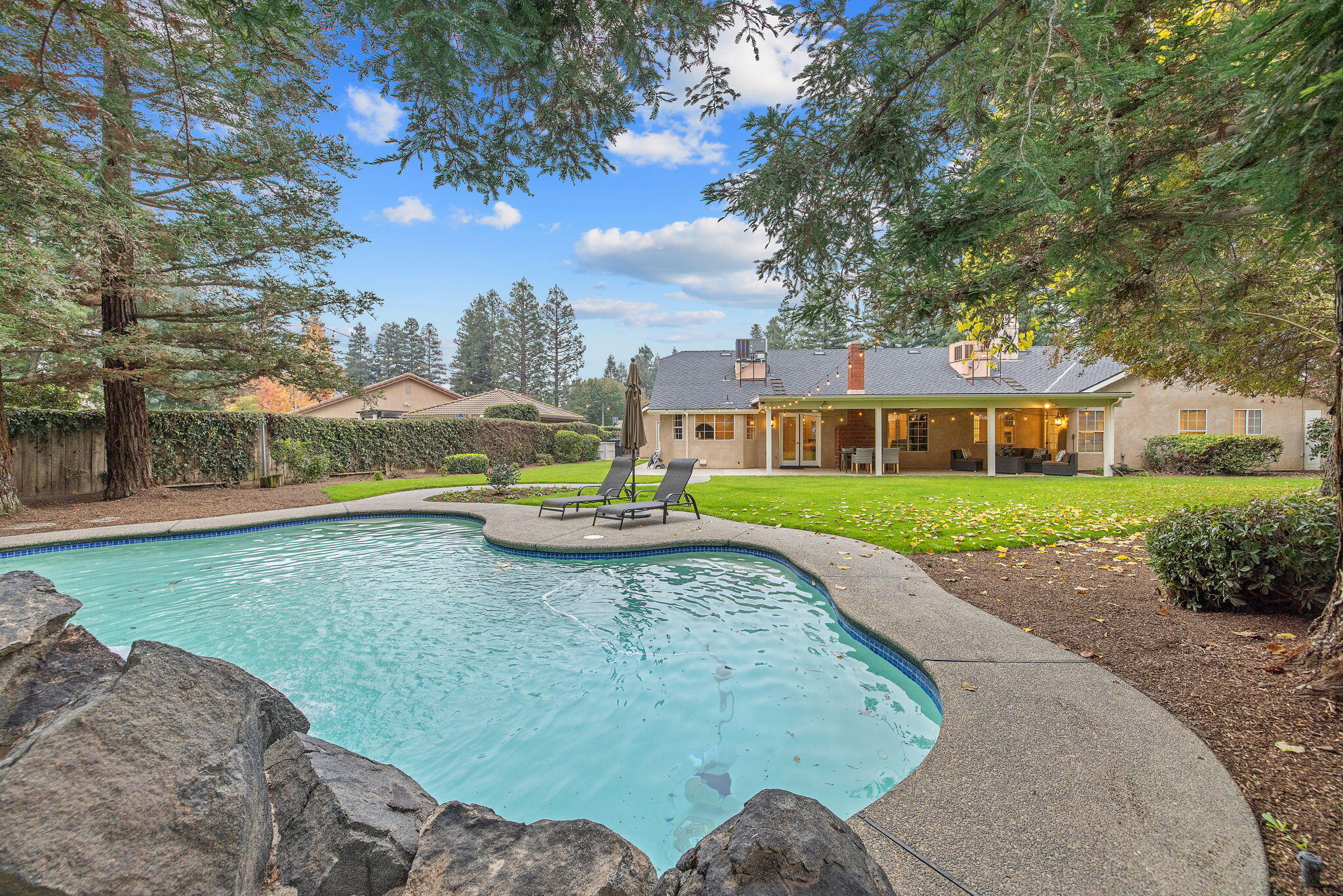 2014 S Tommy Ct, Visalia, CA 93277