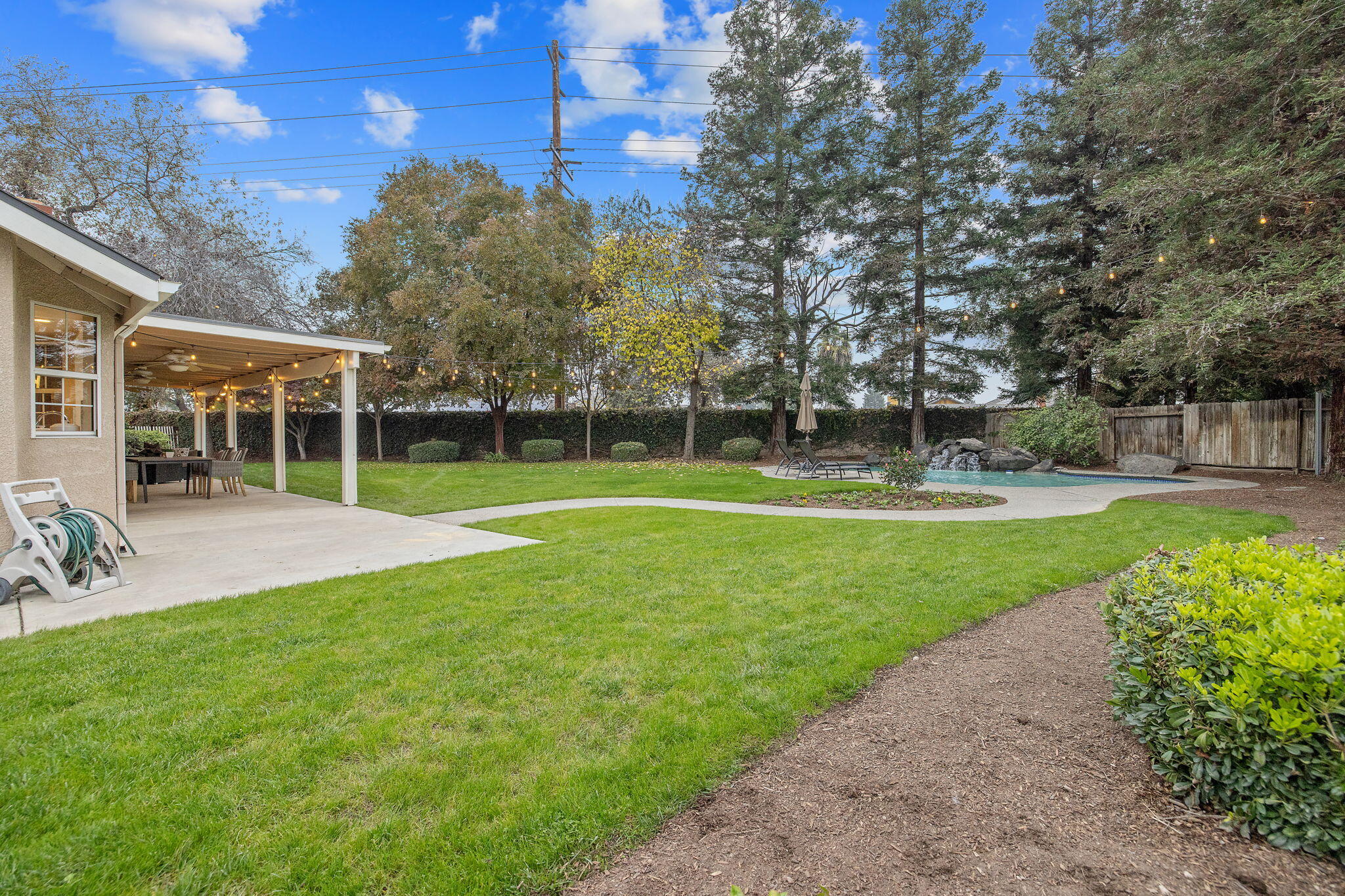 2014 S Tommy Ct, Visalia, CA 93277