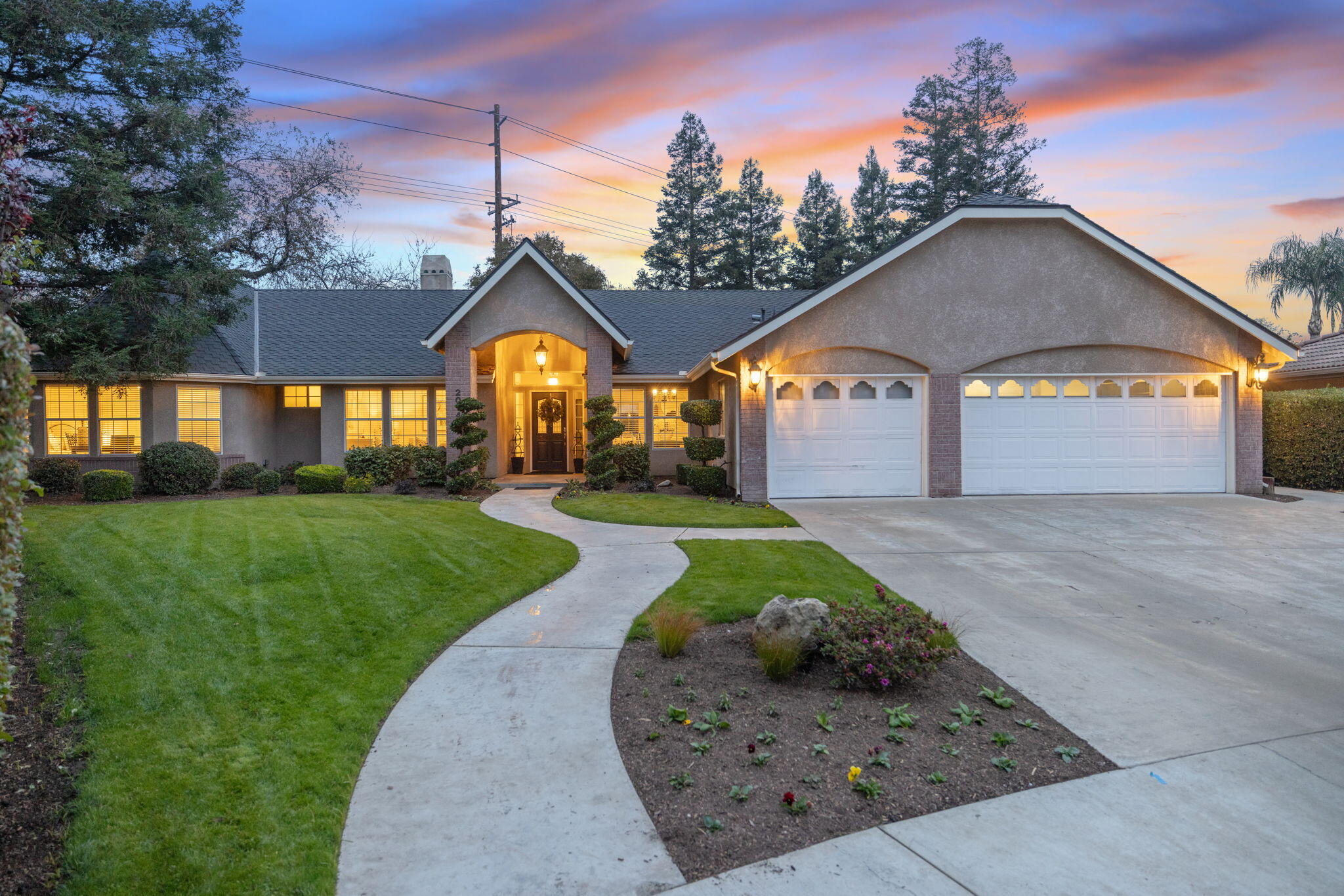 2014 S Tommy Ct, Visalia, CA 93277